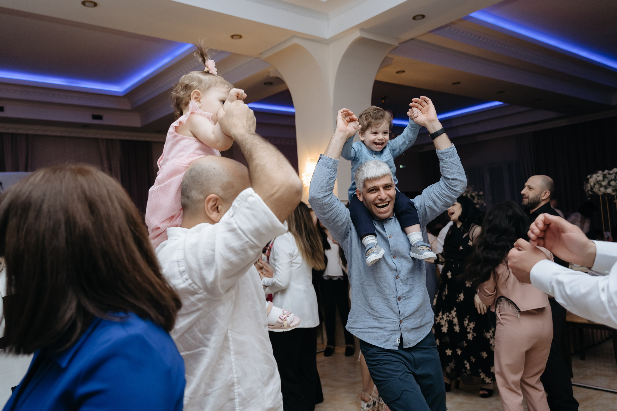 Арман и Ина. Свадебный фотограф Красноярск Вязьминова Мария