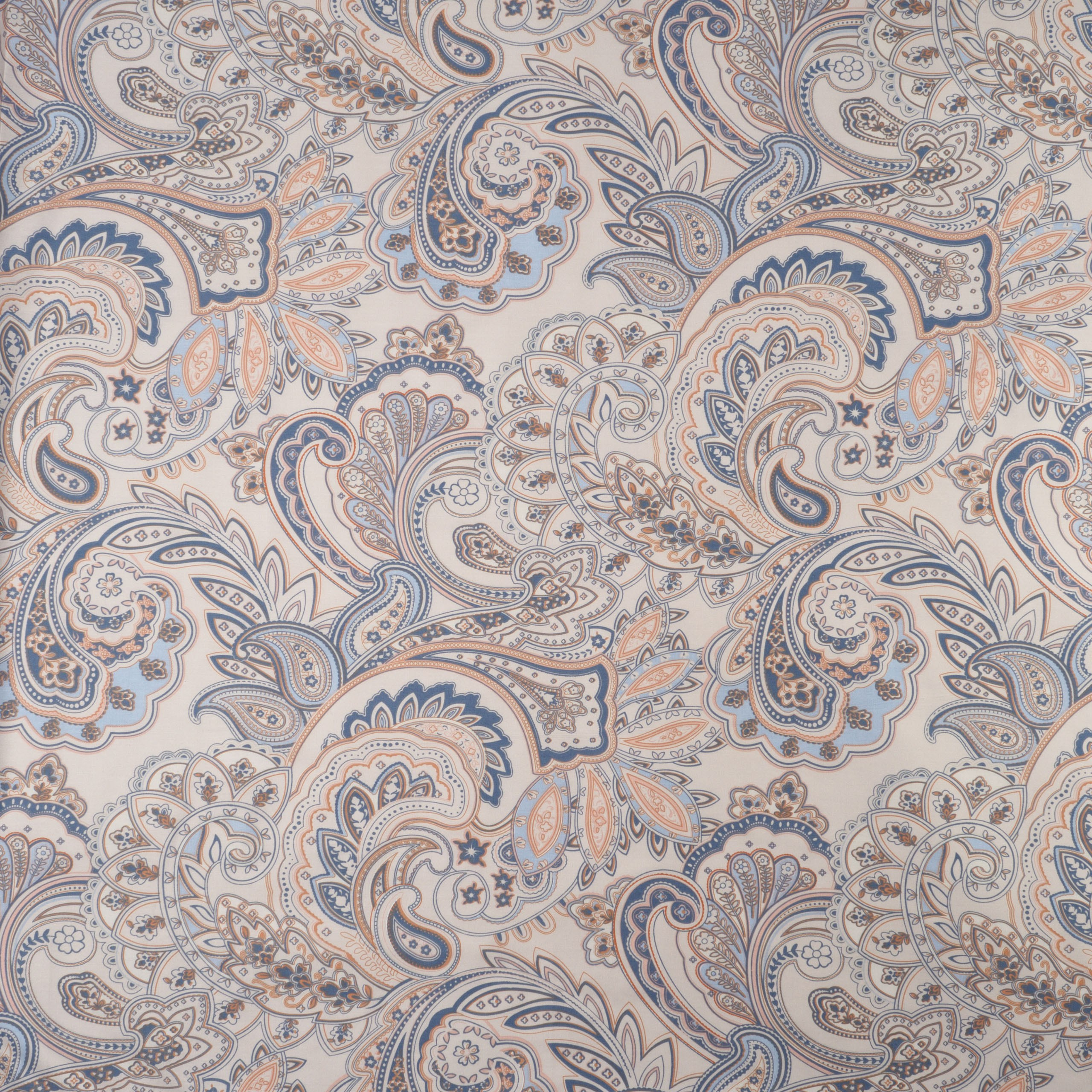 Предметные съёмки товаров для дома и кухни, изделий из ткани и прочих хозяйственных принадлежностей