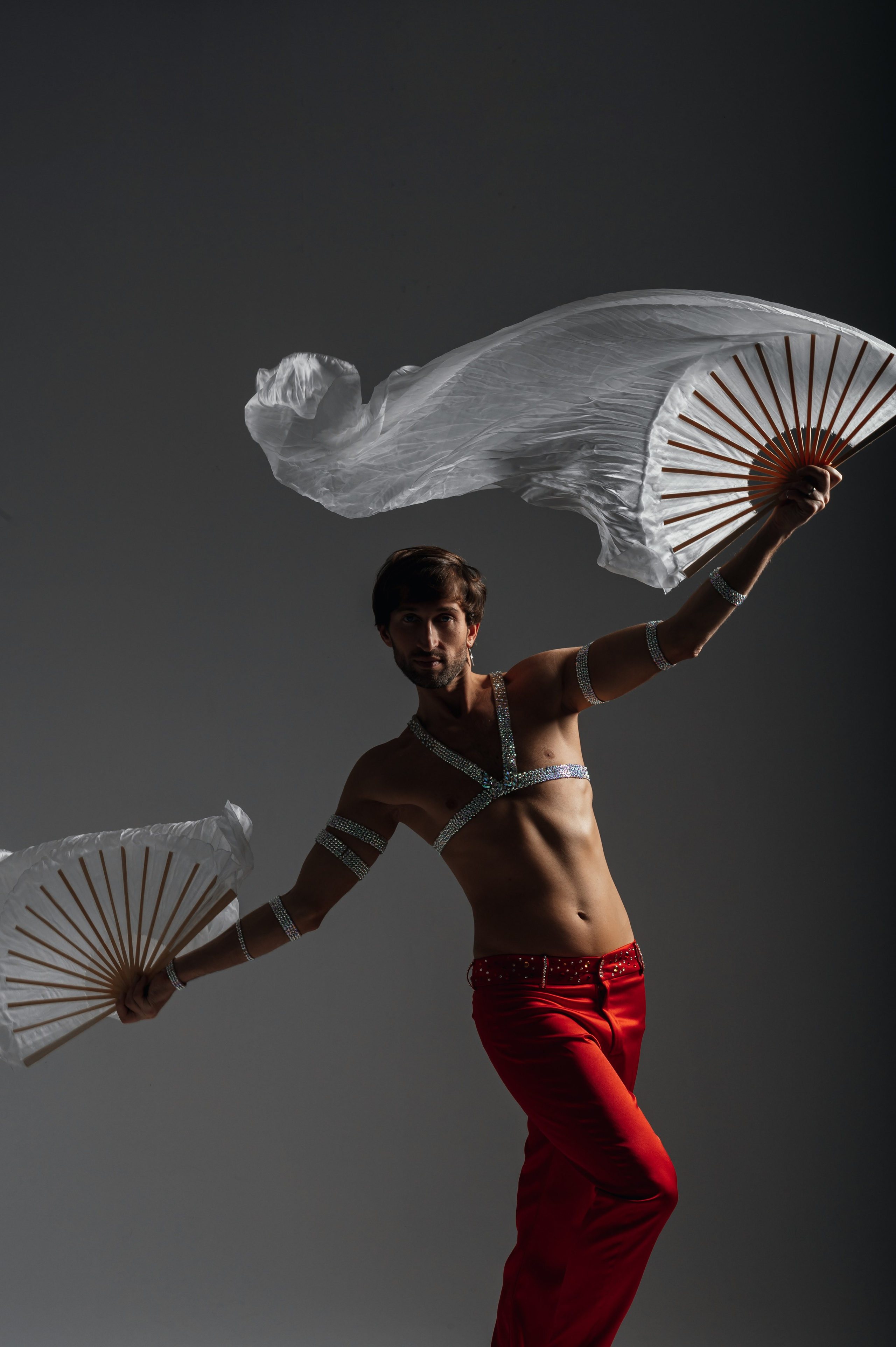 SARKIS. ФОТО ДЛЯ АФИШ. Профессиональный репортажный, коммерческий фотограф в Санкт-Петербурге