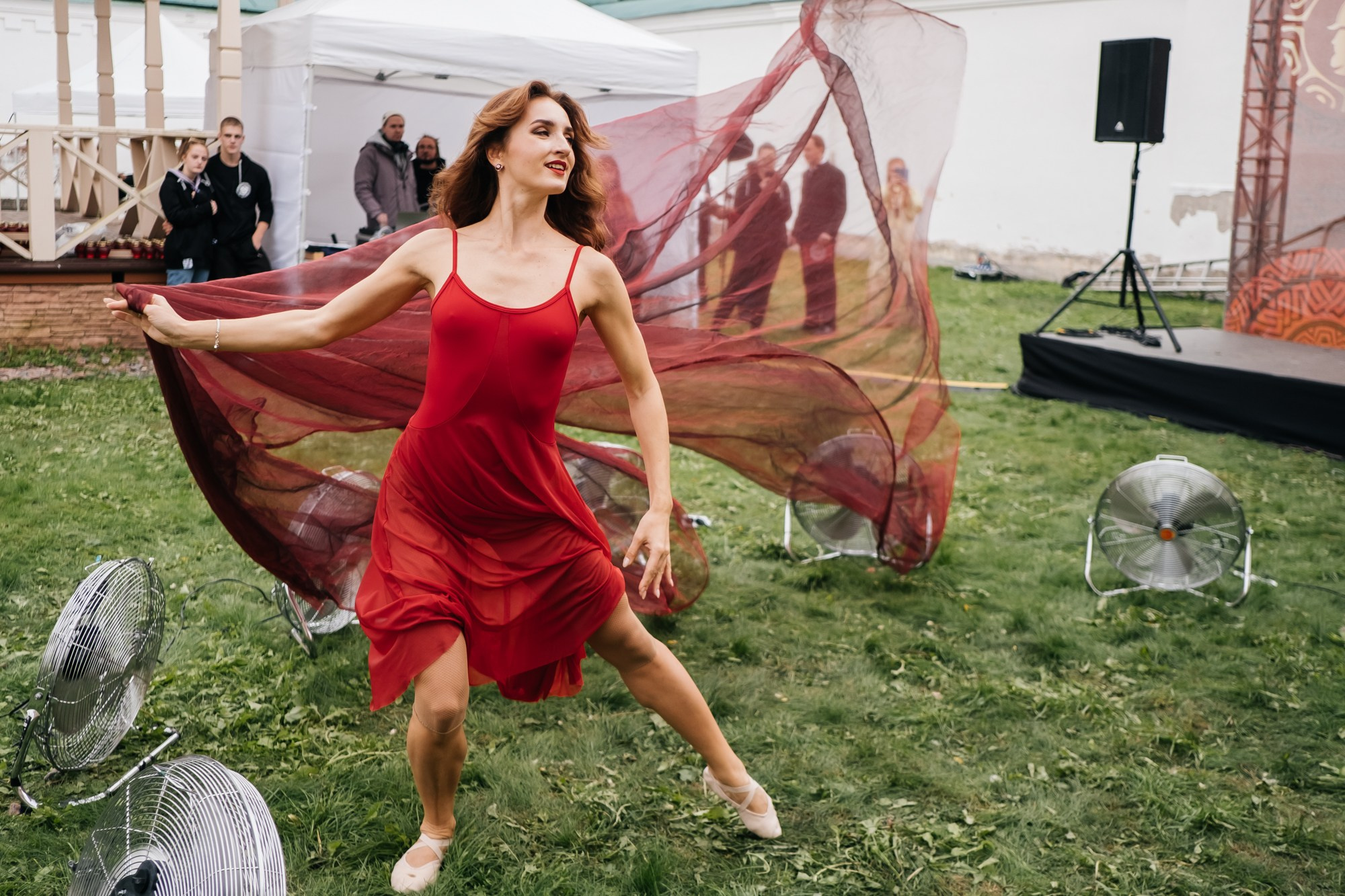 Всероссийский форум «12 подвигов Александра Невского» | Старая Ладога 2021. Репортажный фотограф в Санкт-Петербурге СПБ Алиса Ческидова на ваше мероприятие