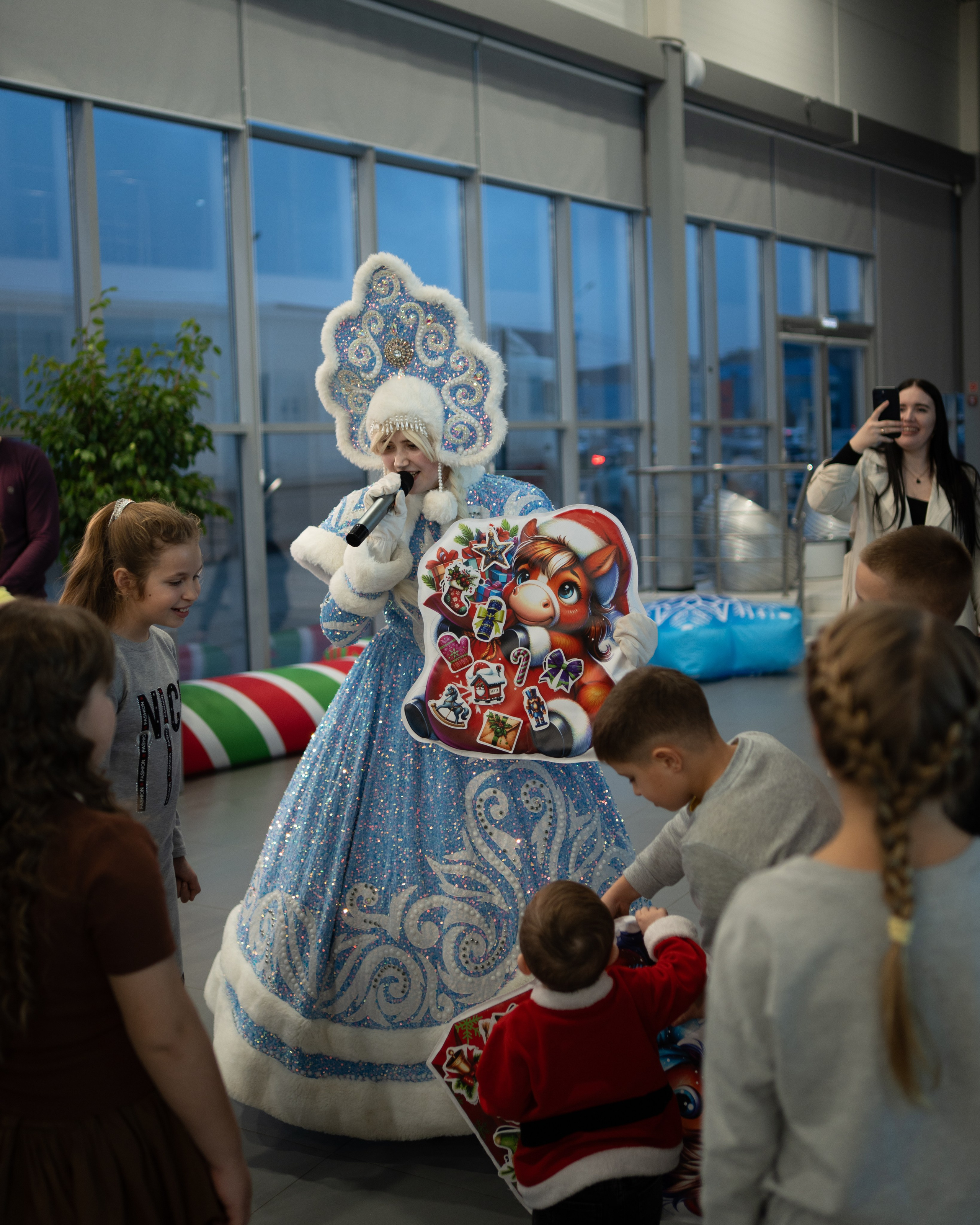 Репортаж с предновогоднего праздника в салоне OMODA. Фотограф, видеограф Пятигорск, Ставрополь, Ессентуки, Petlyakovs_photo