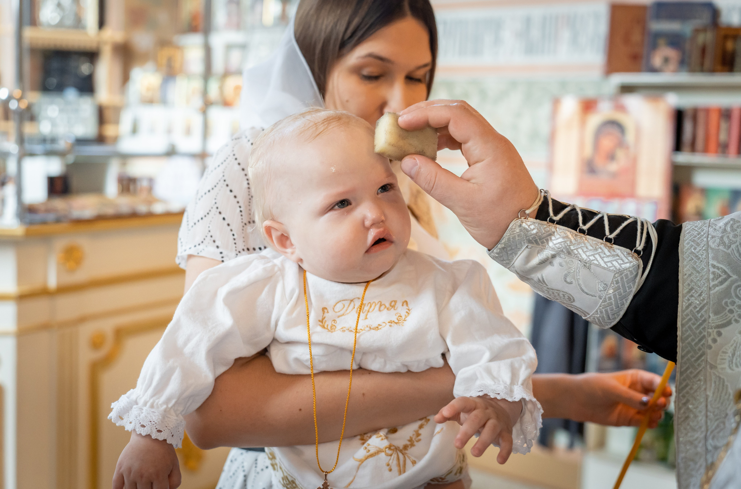 Крещение Дарьи в Успенском соборе Тульского Кремля. Фотограф на Крещение Тула и Венчание в Туле, детский и семейный фотограф