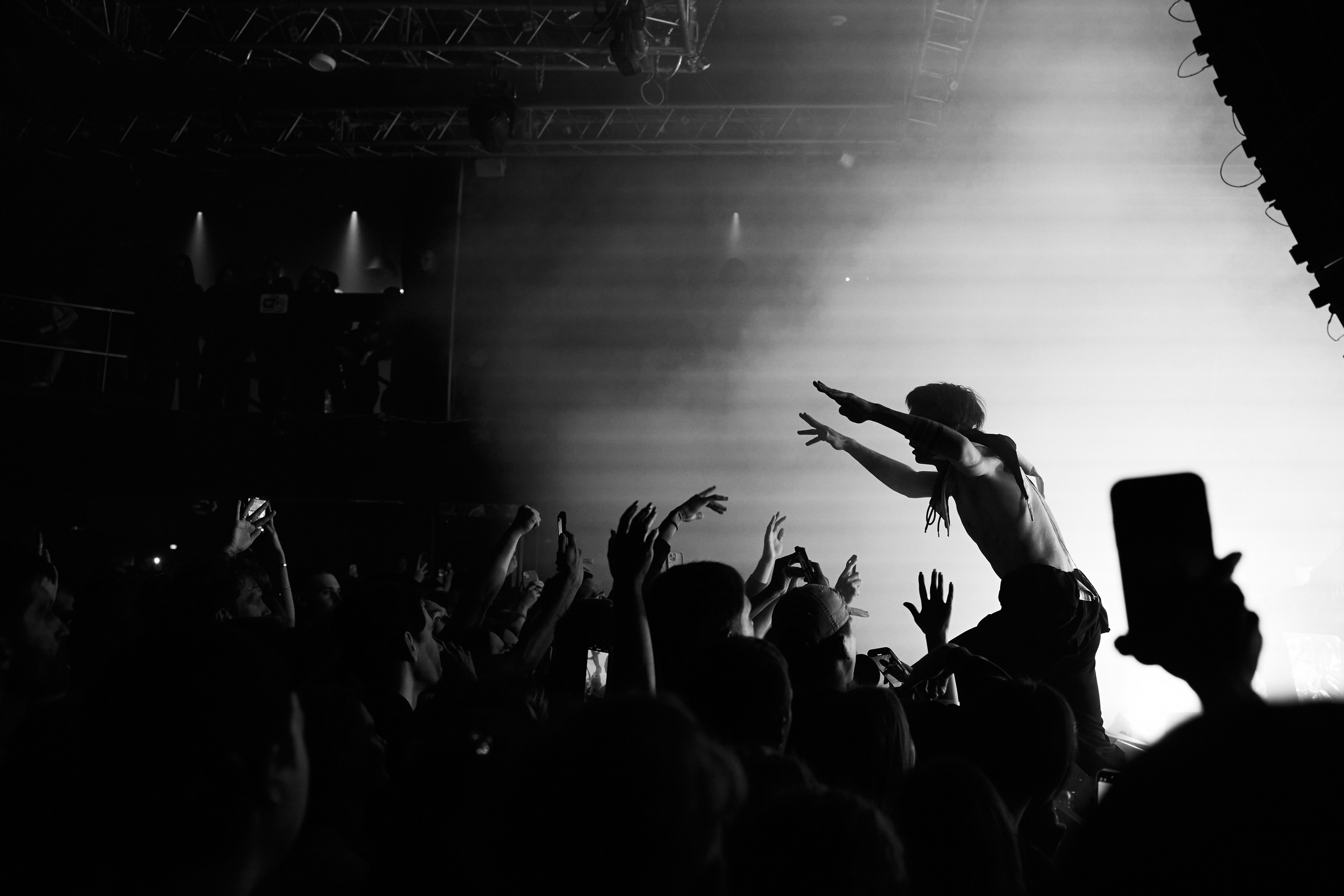 КОНЦЕРТЫ. Наталья Шабалина, фотограф в Иркутске. Женский и мужской портрет, съёмка мероприятий. Парная и свадебная съемка