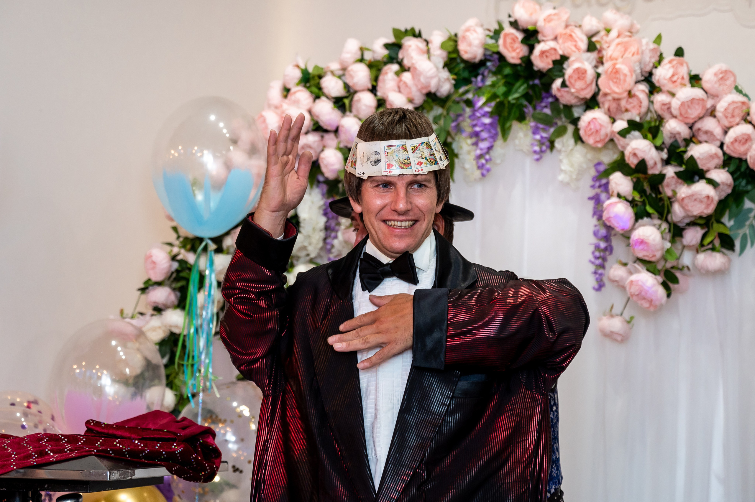 ДР в лофте с фокусником