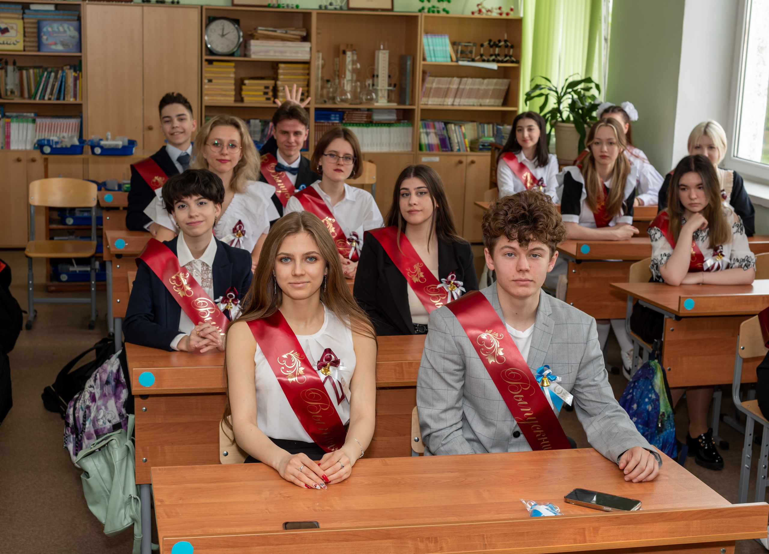 Последний звонок Школа 1412. Детский и семейный фотограф г. Москва Оксана Катаджи