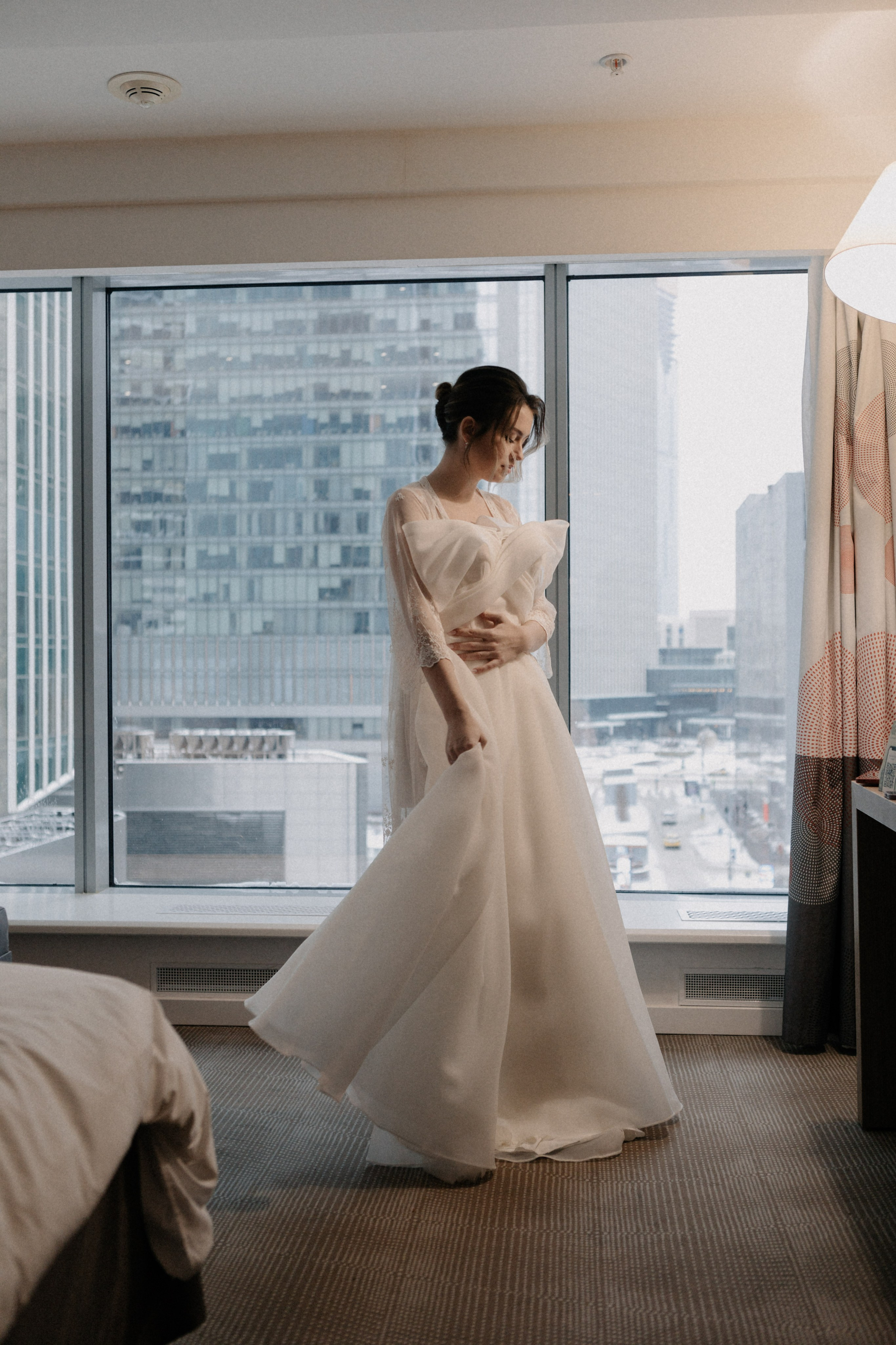 Ксюша и Илья. Утро в отеле роспись в Birds. Свадебный и портретный фотограф в Москве Анастасия Масюк