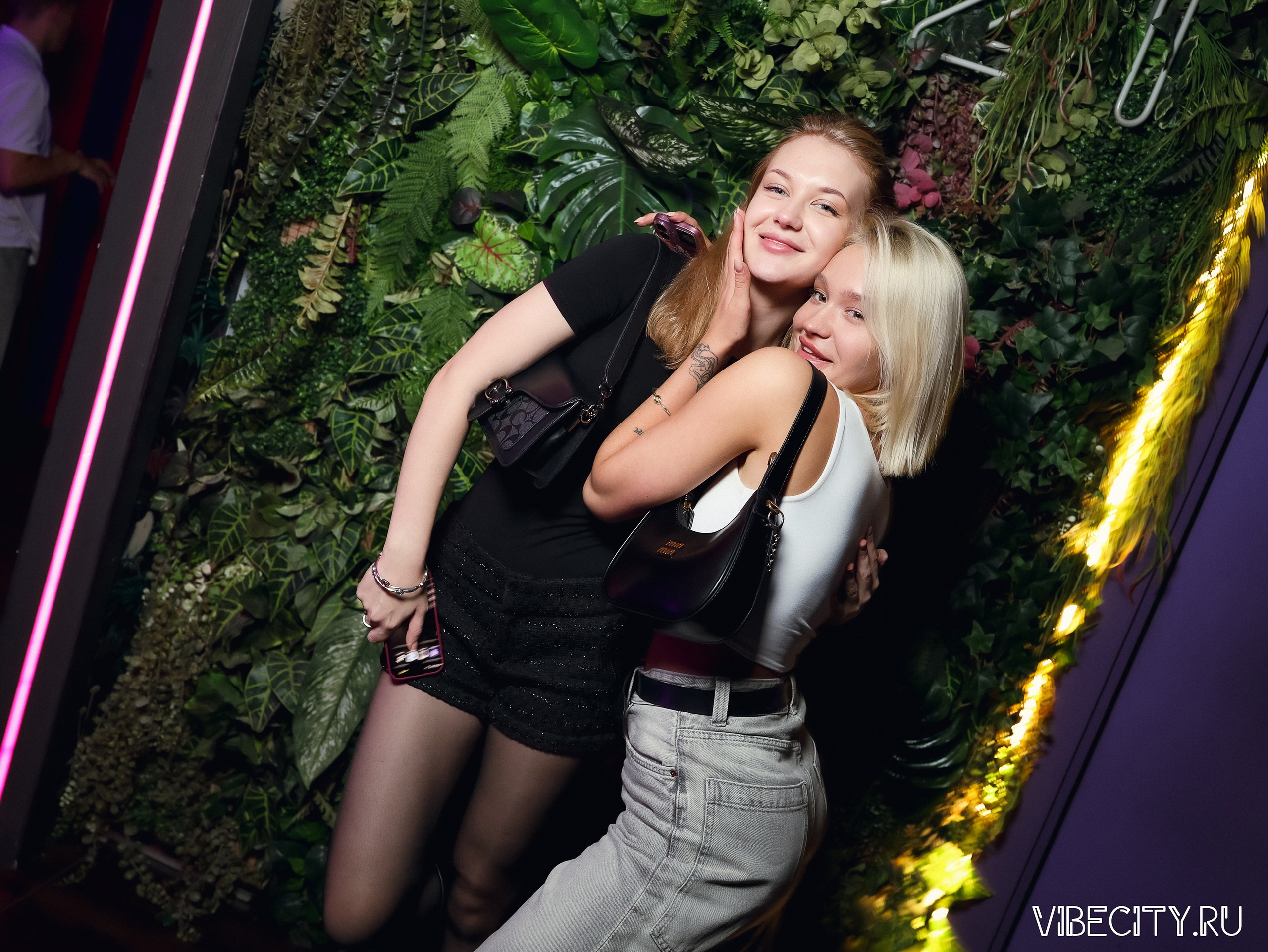 DOUBLE U. VIBECITY.RU Вайб Сити Ру Фоторепортажи Фотоотчеты Калининград