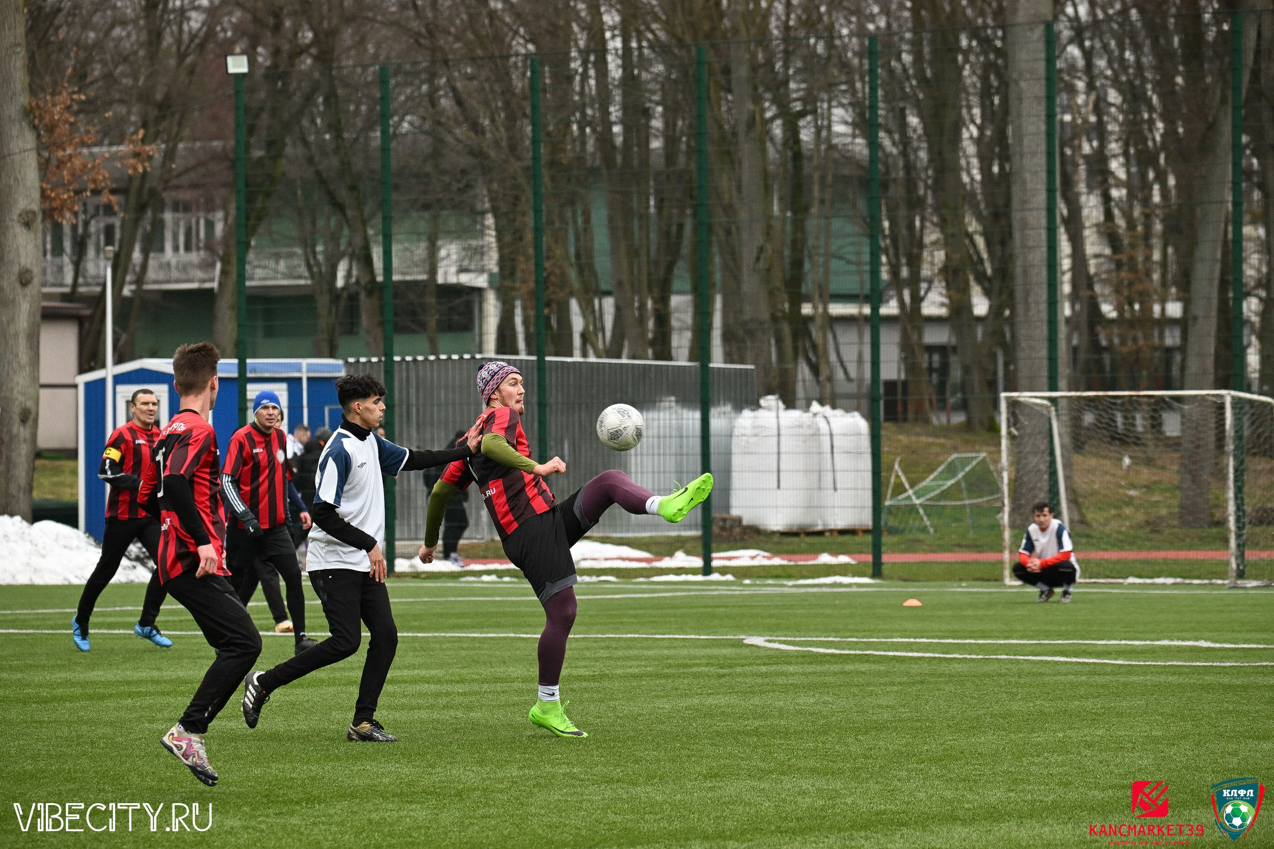 XX ЧЕМПИОНАТ КАЛИНИНГРАДСКОЙ ЛФЛ КАНЦМАРКЕТ39 сезона 2024–2025 гг. VIBECITY.RU Вайб Сити Ру Фоторепортажи Фотоотчеты Калининград