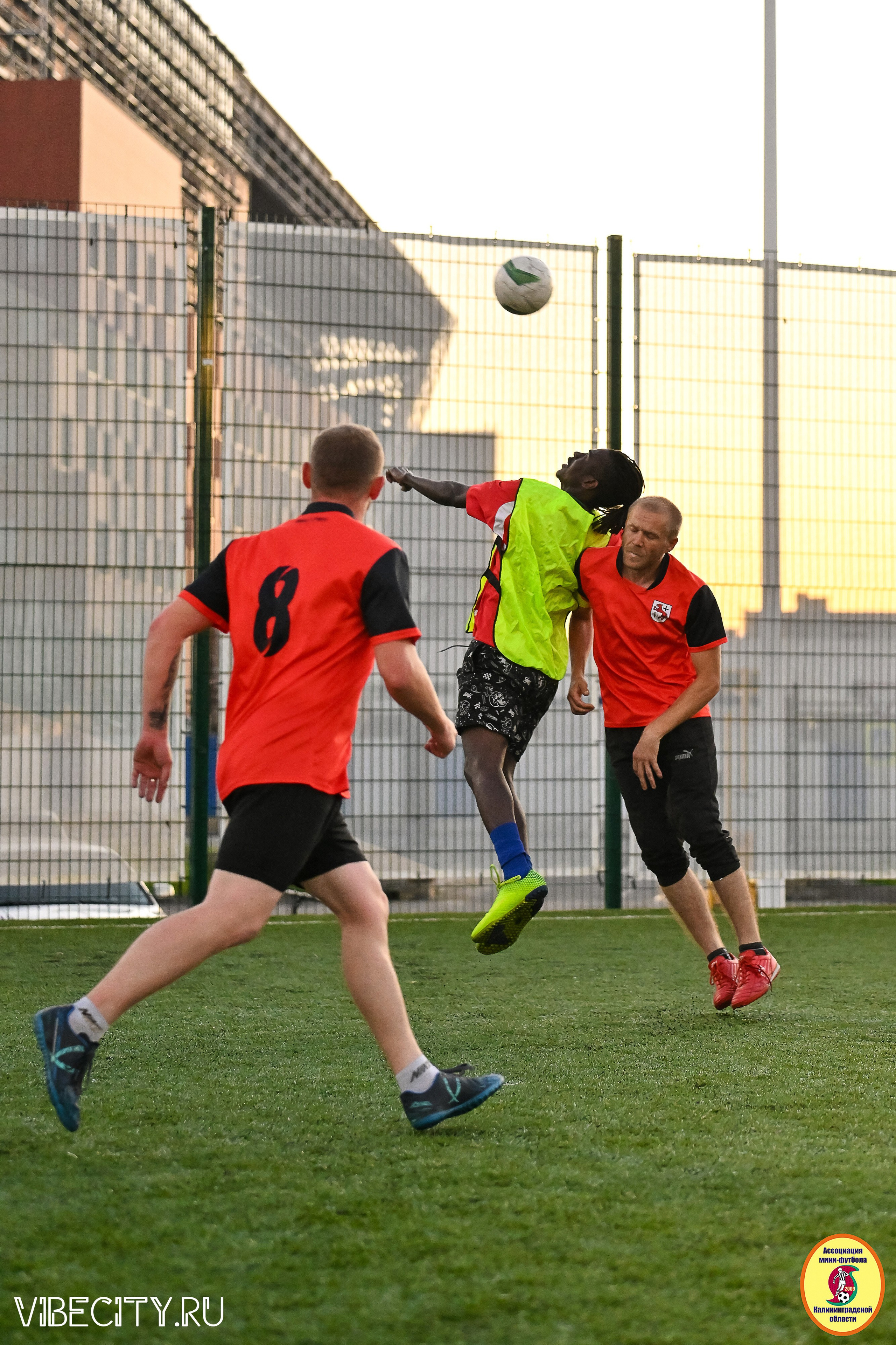 ИГРЫ МИНИ-ФУТБОЛЬНОЙ И КОРПОРАТИВНОЙ ЛИГИ. VIBECITY.RU Вайб Сити Ру Фоторепортажи Фотоотчеты Калининград