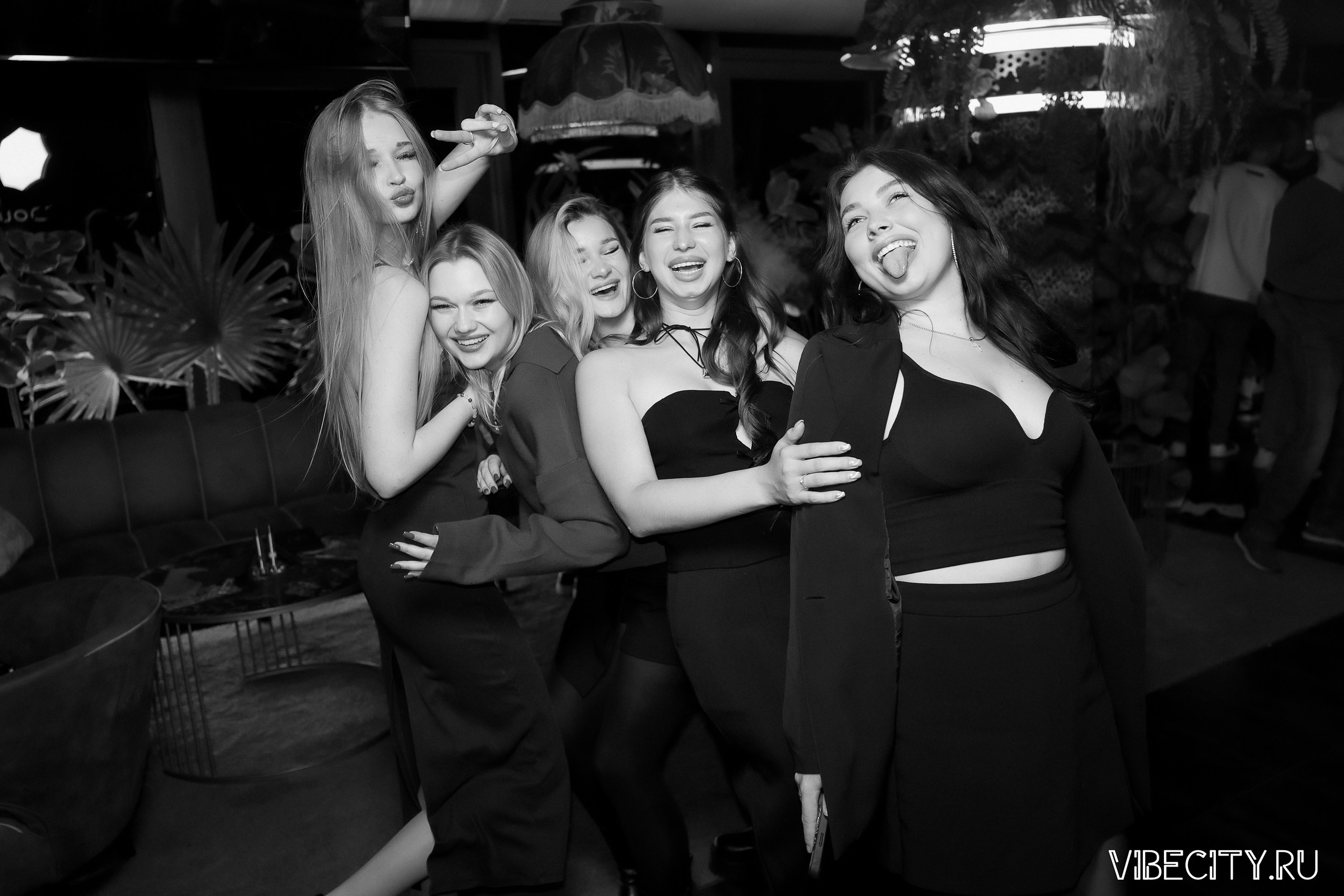 DOUBLE U. VIBECITY.RU Вайб Сити Ру Фоторепортажи Фотоотчеты Калининград