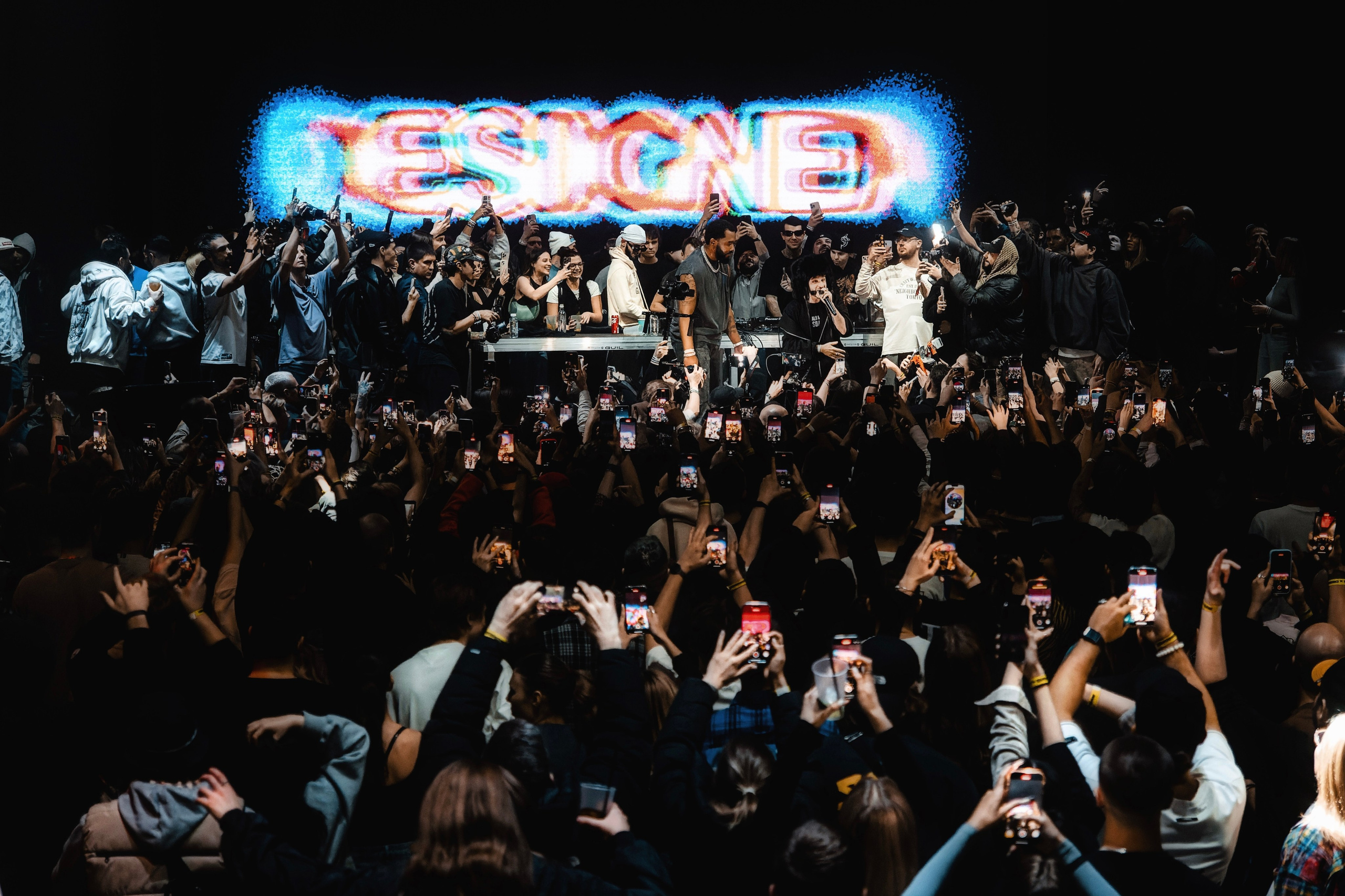 AVG x Desiigner в Tau 21.02.2025. Репортажный фотограф и видеограф в Москве