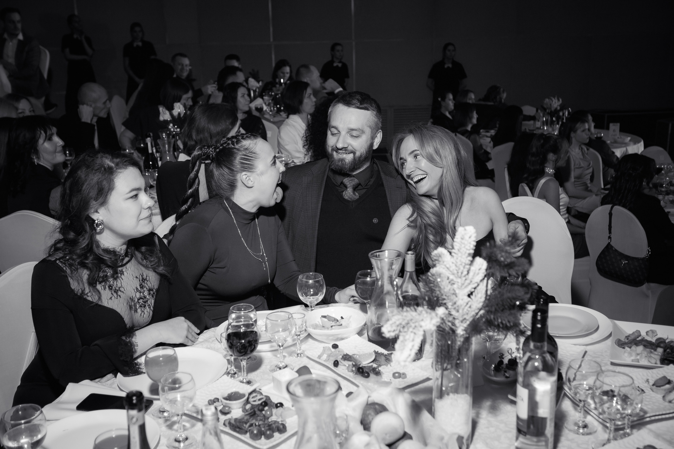 РЕПОРТАЖ: НОВЫЙ ГОД В ДК МЕТАЛЛУРГ. Профессиональный фотограф в Ижевске Леша Петров