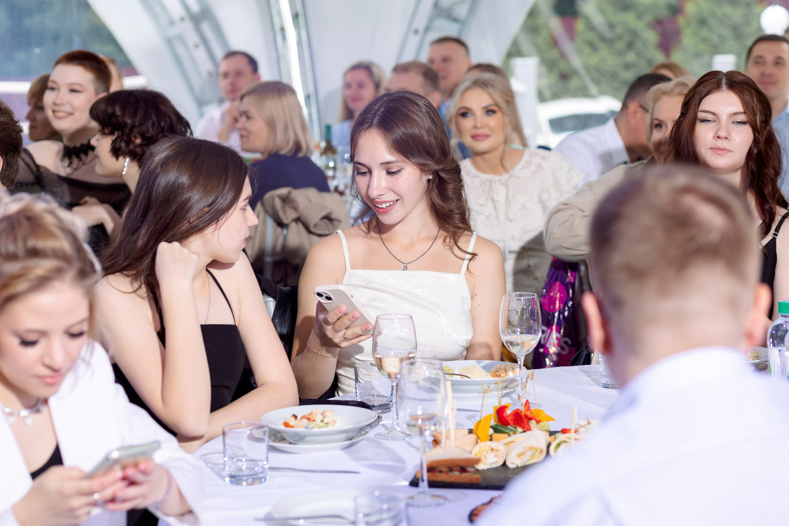ВЫПУСКНОЙ: Волки-Липки. Все фото. Профессиональный фотограф в Ижевске Леша Петров