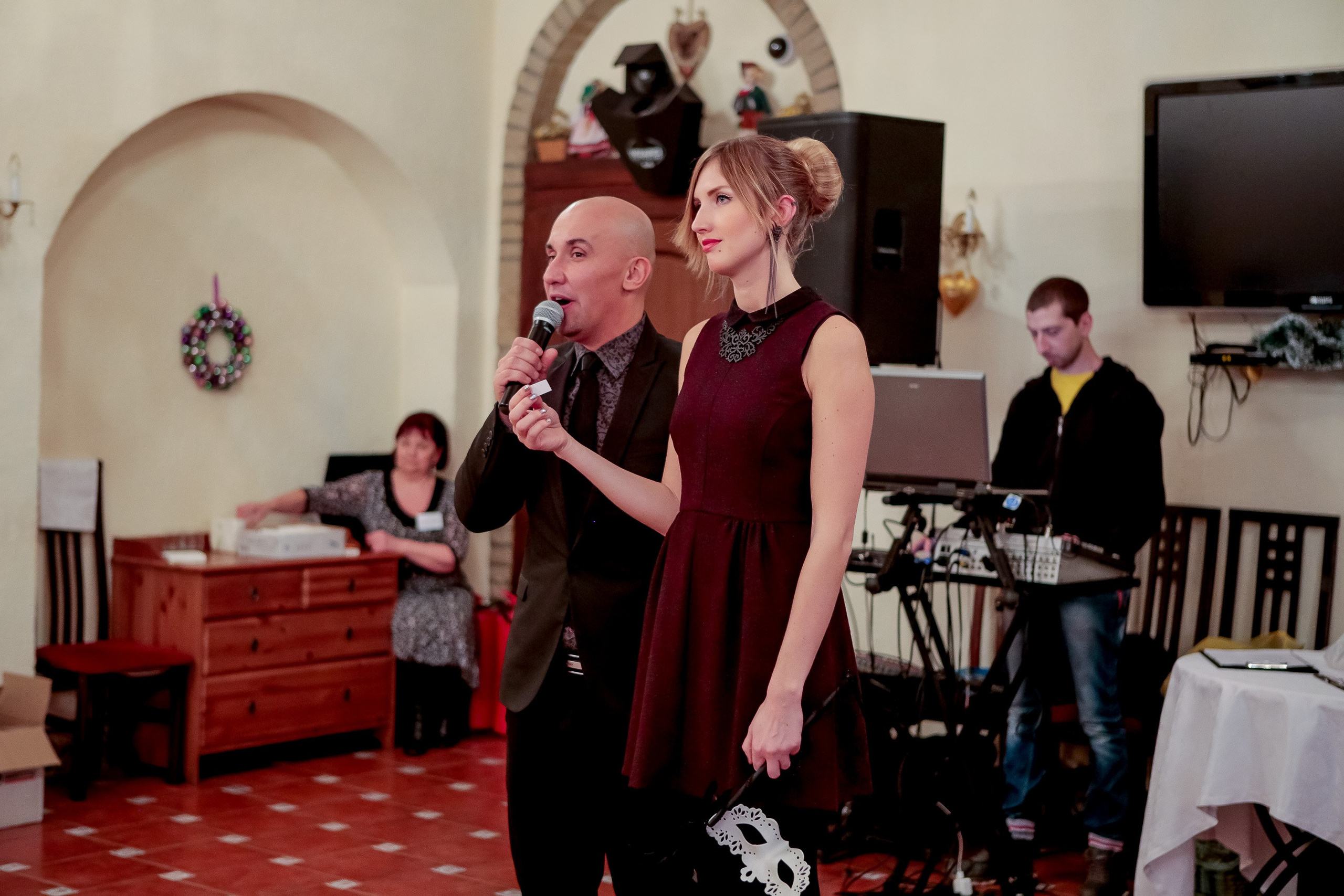 Корпоратив. Max Matvich and Victoria Basova are professionals in their field