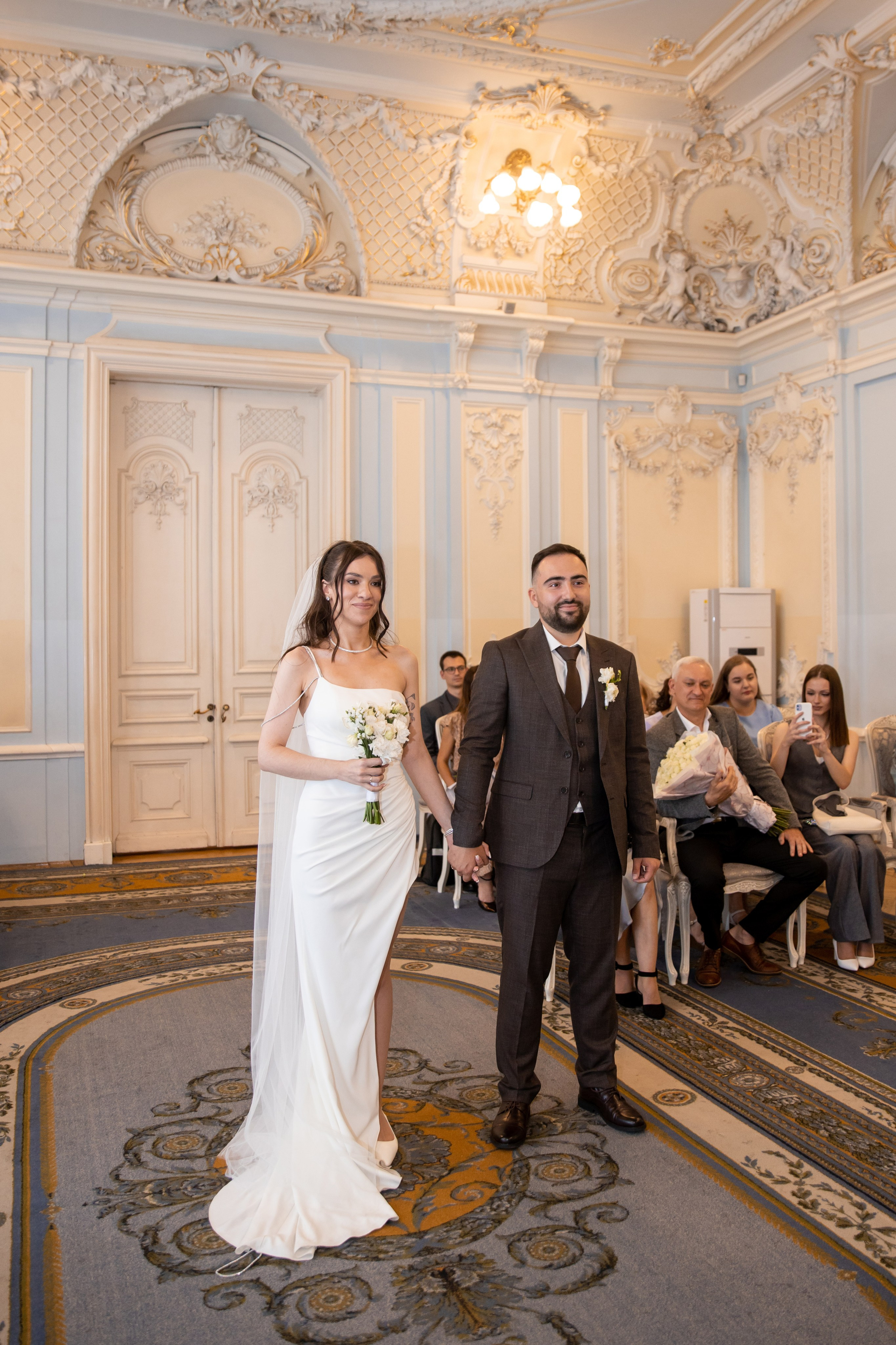 Анна и Александр / Прогулка + ЗАГС. Свадебный и семейный фотограф в Москве Диана Левченко