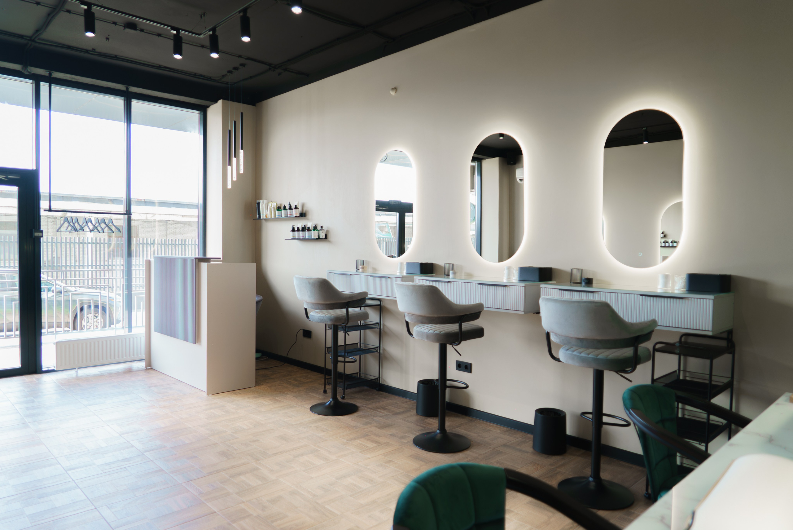 Sisters Club — коммерческая съемка для бьюти-коворкинга. Шедевры для Вас! Фотограф и Видеограф в Краснодаре Пахиев Руслан