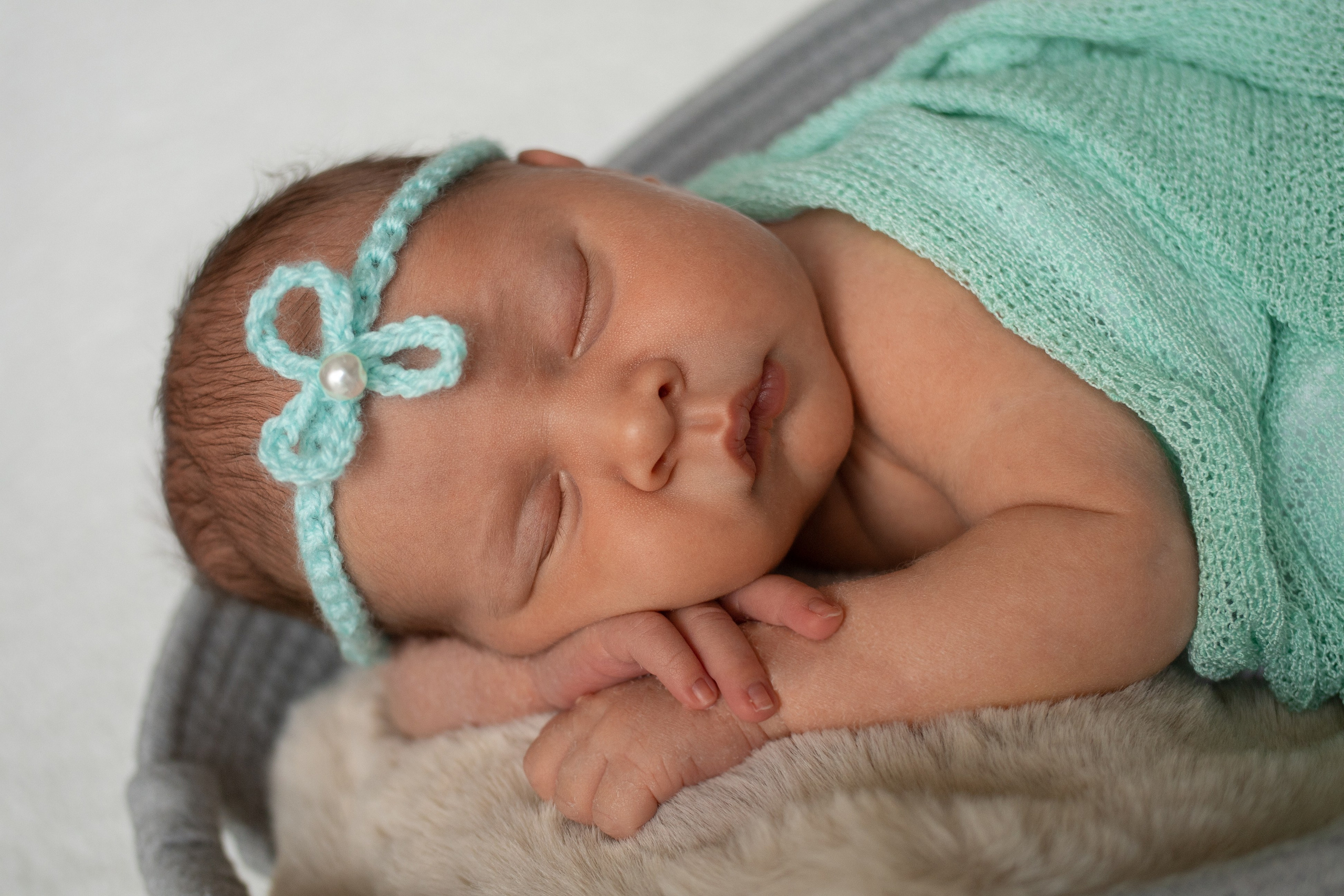 Новорожденные. Фотограф новорожденных в Екатеринбурге