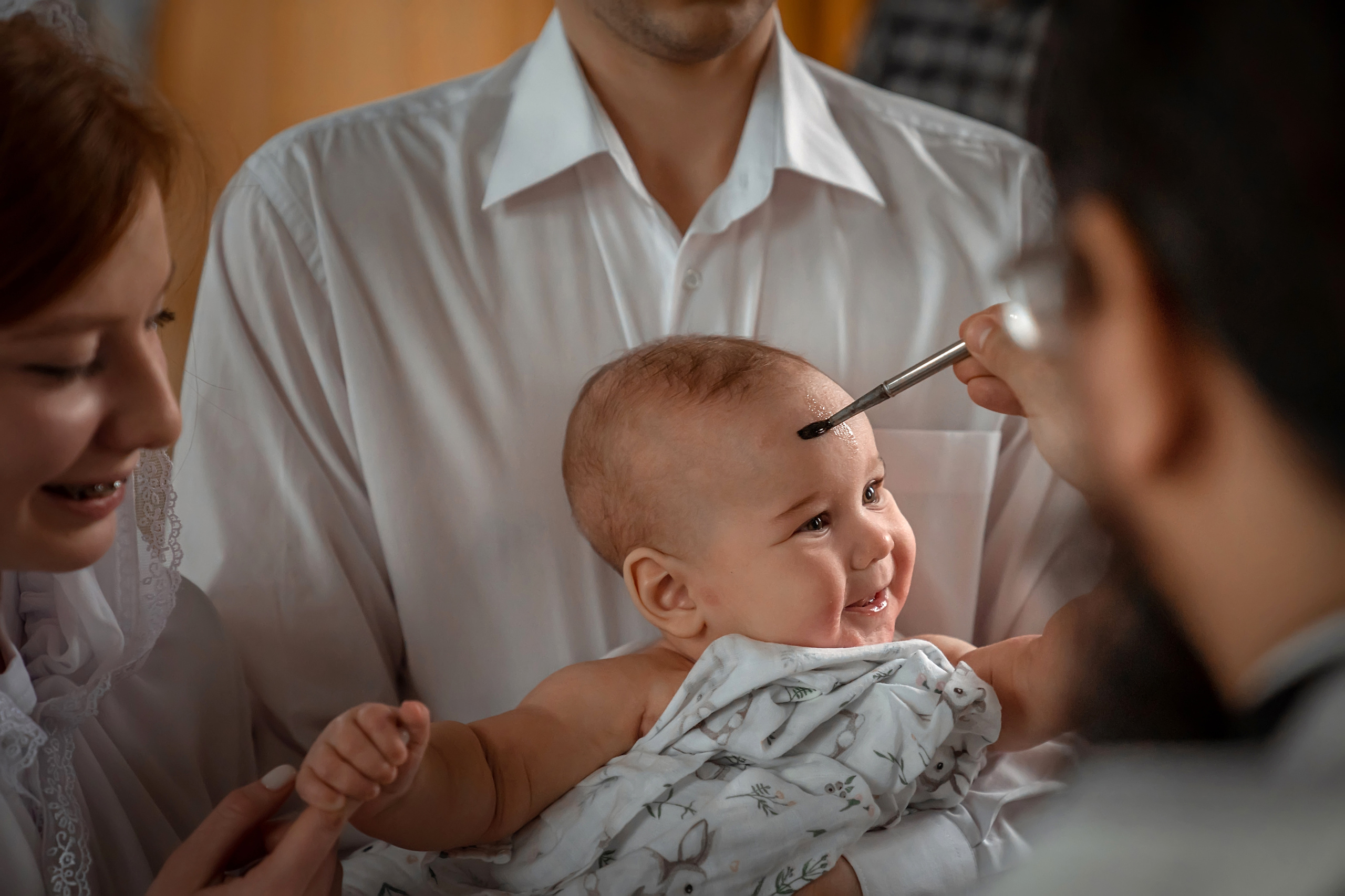 Профессиональная фото и видеосъёмка таинств крещения и венчания, профессиональный фотограф на  крещение венчание Москва