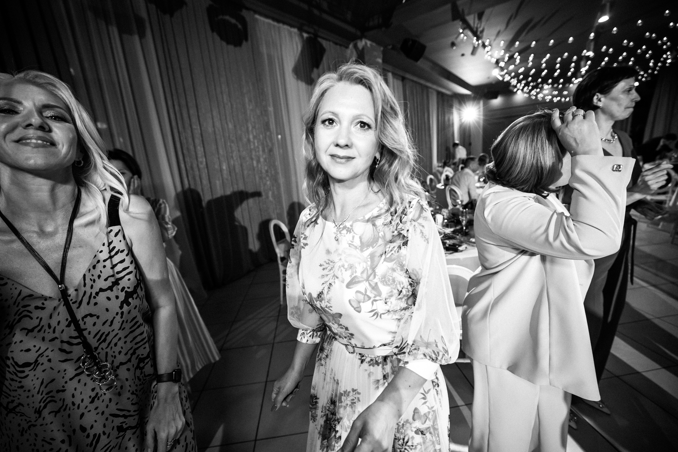 2023-06-23 Выпускной МБОУ СОШ № 10. Фотограф в Красноярске