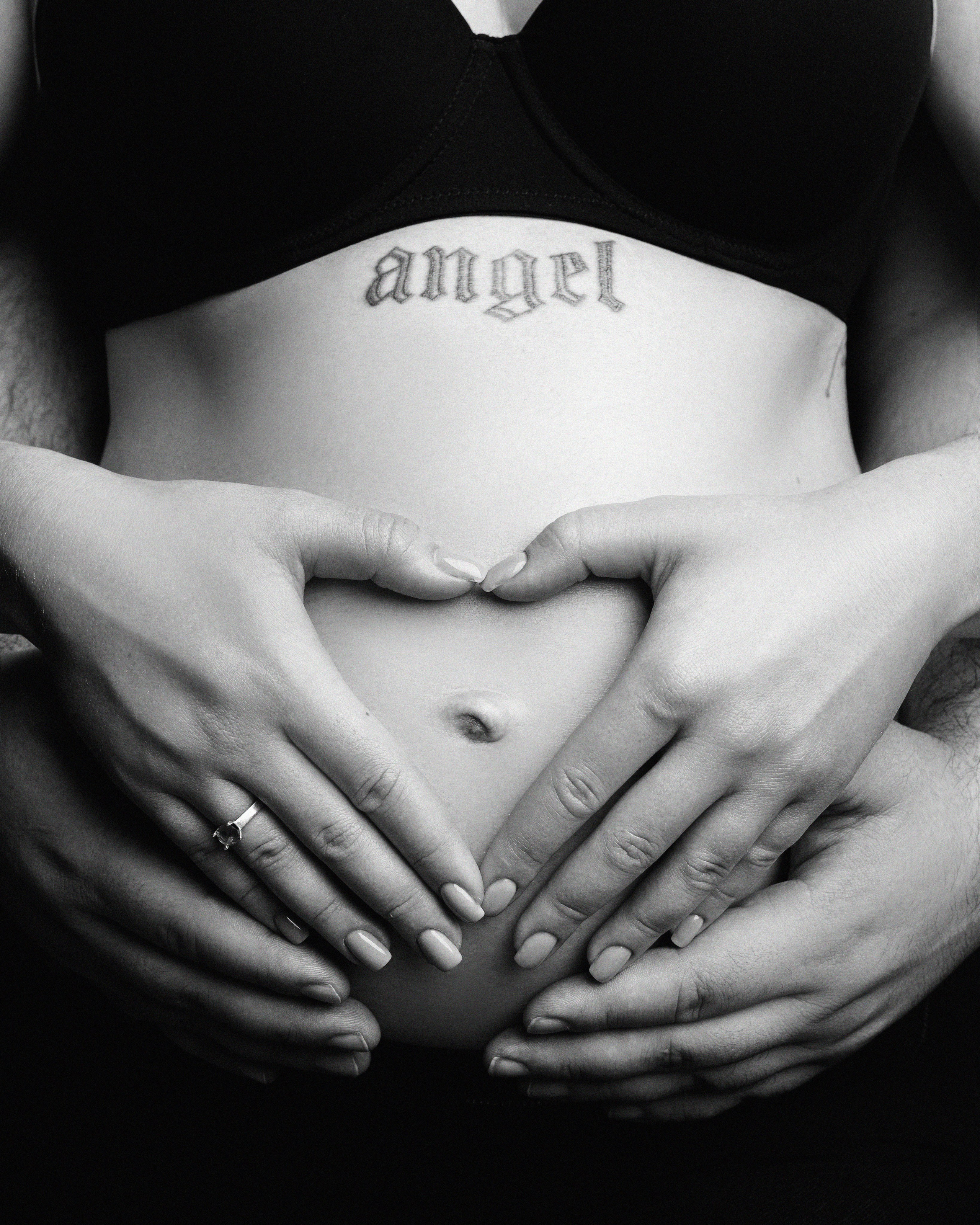 PREGNANCY. LOS ANGELES MATERNITY & FAMILY PHOGRAPHER