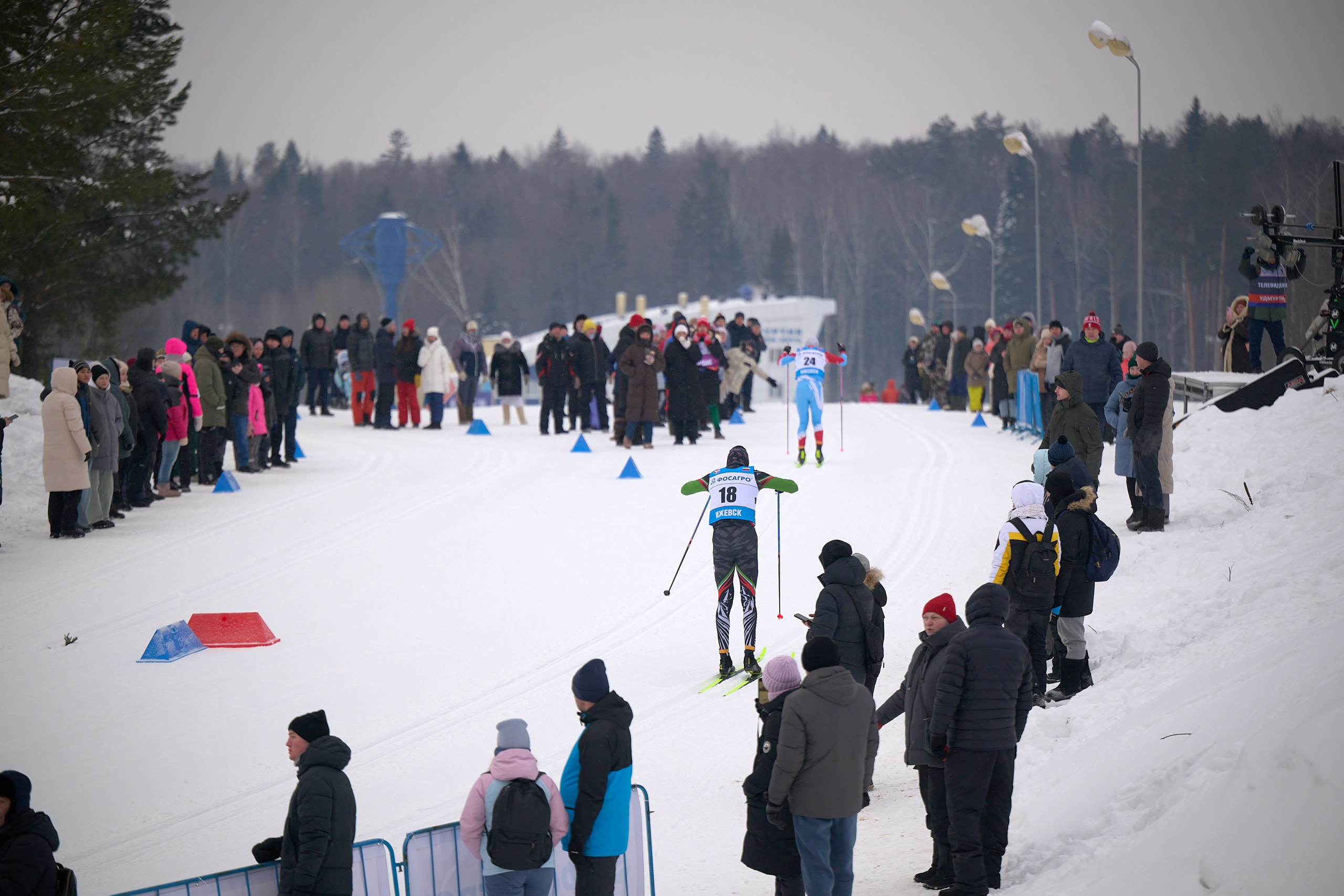VI этап ФосАгро Кубка России по лыжным гонкам. Ижевск 25.01.2025 и 26.01.2025. Спортивный репортажный фотограф в Ижевске Сергей Мерзляков