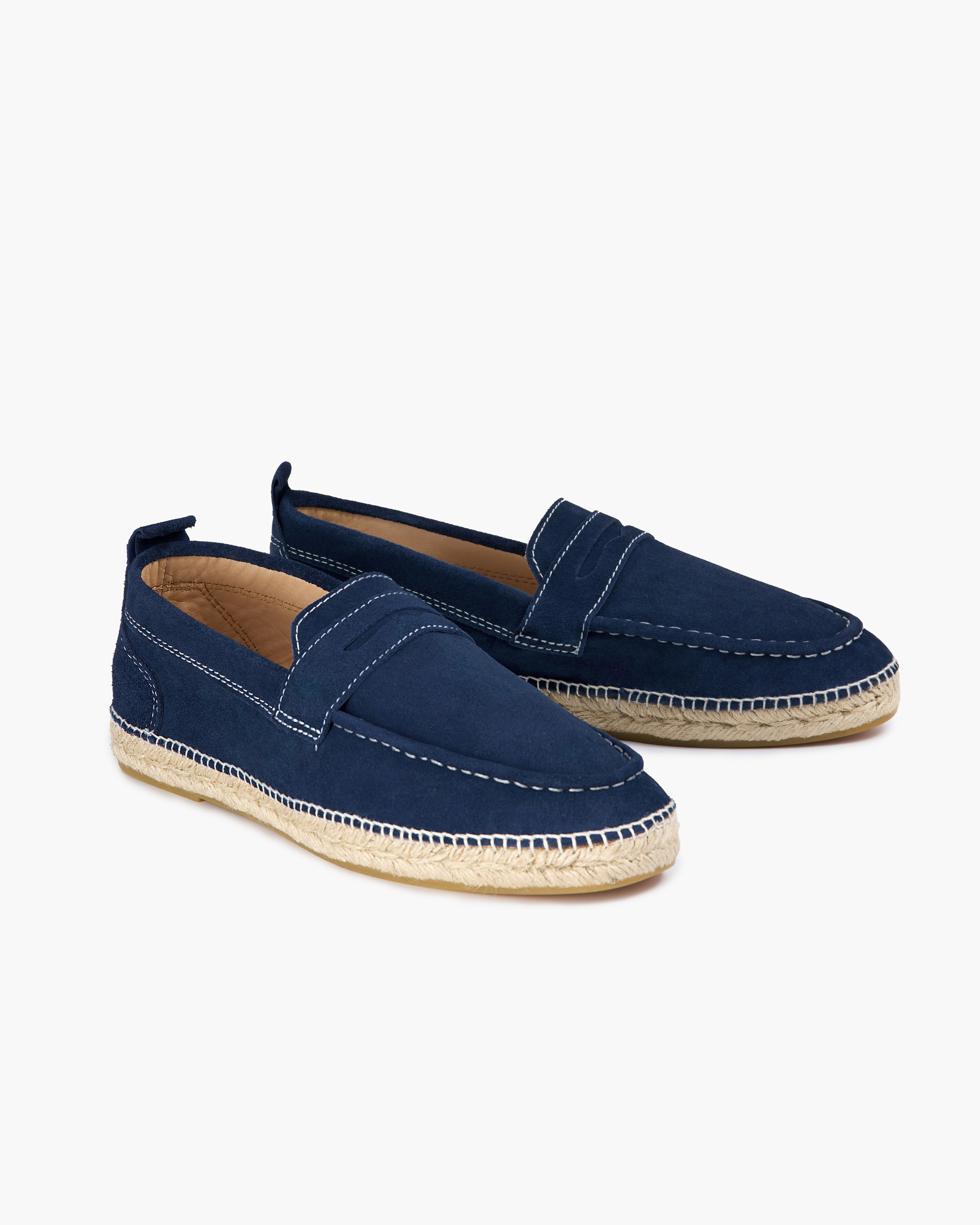 Rich as Usual. Фотограф для маркетплейсов в Москве Озерова Кристина