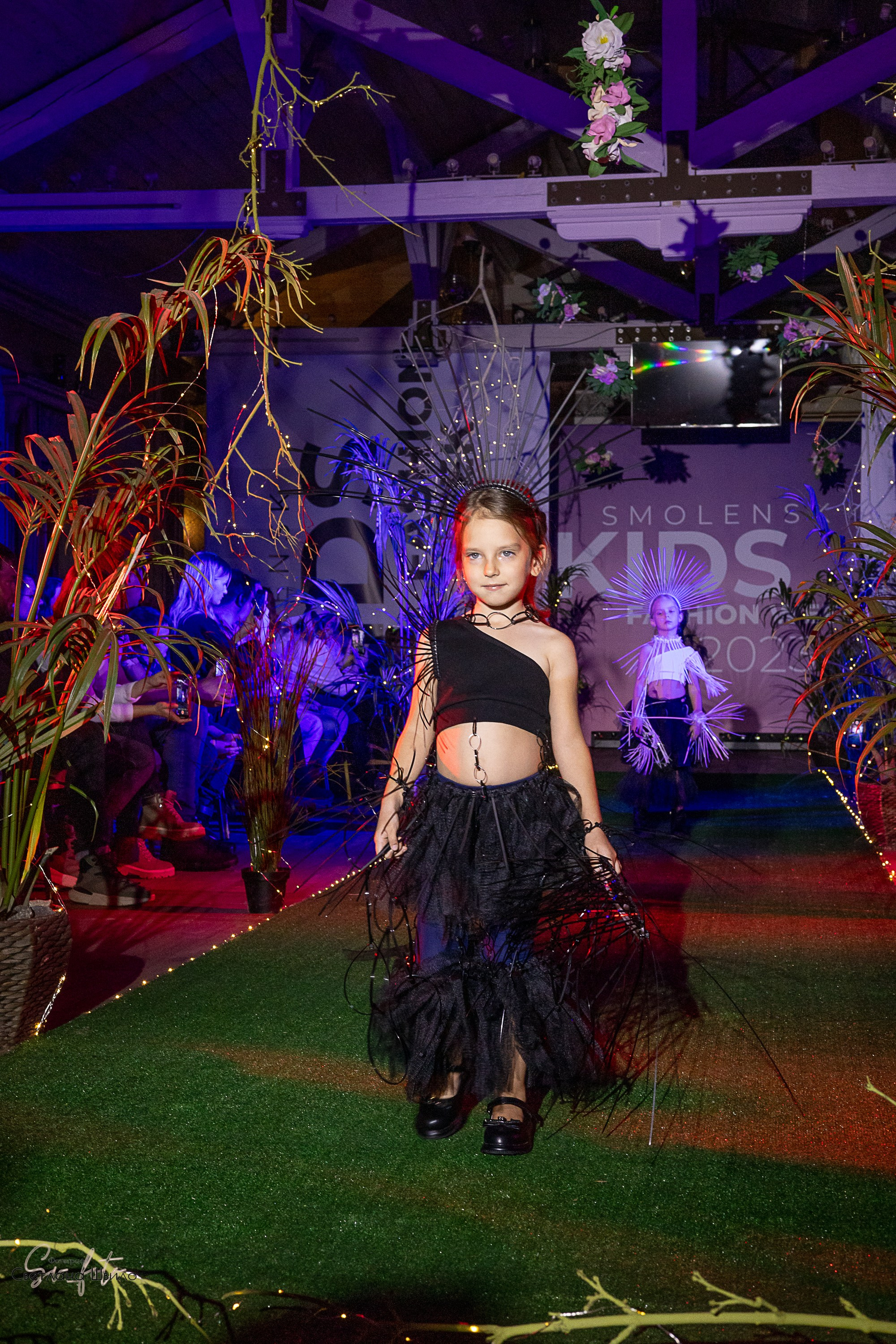 Smolensk Fashion Week_показы_ДЕНЬ 3_ФИНАЛ_Алиса в стране чудес. Главная