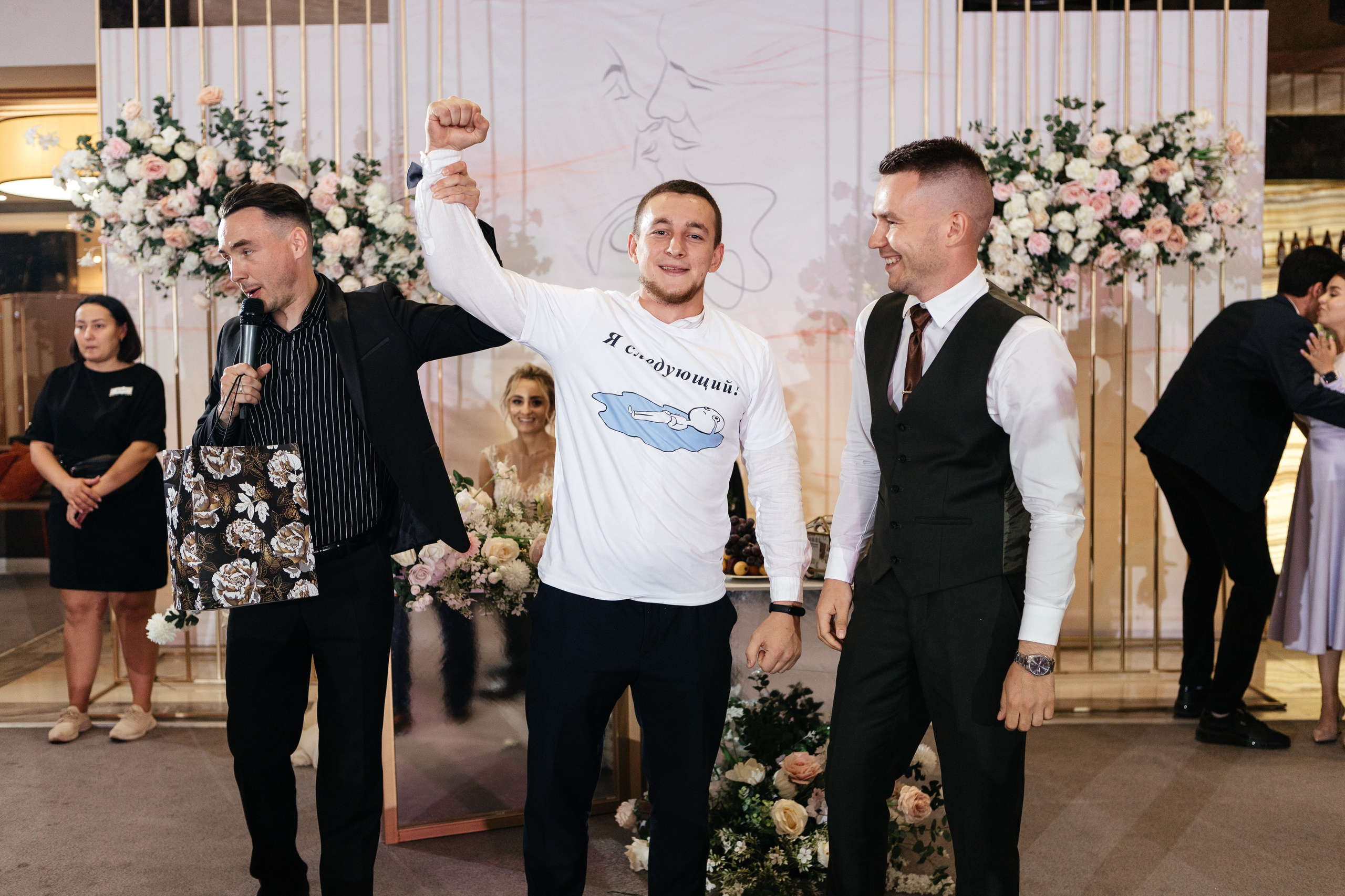 Свадебный фотограф Уфа — Руслан ГабдлисламовЖивые эмоции, красивые кадры, воспоминания на всю жизнь.Работаю по всей Республике Башкортоста. Свадебный фотограф Уфа Руслан Габдлисламов