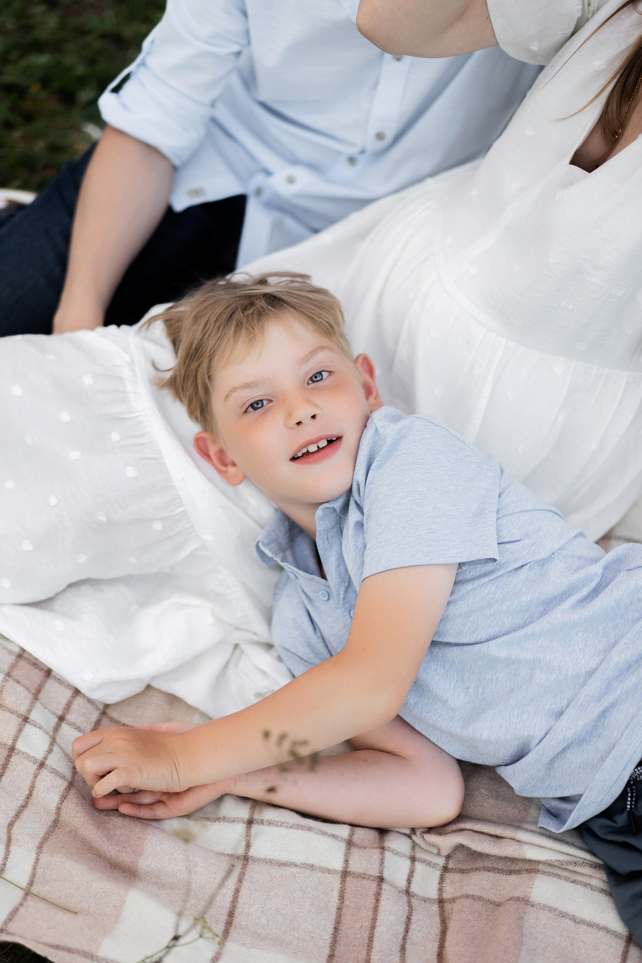 Ирина с семьей. Семейный и детский фотограф в Санкт-Петербурге Дарина Герчиу