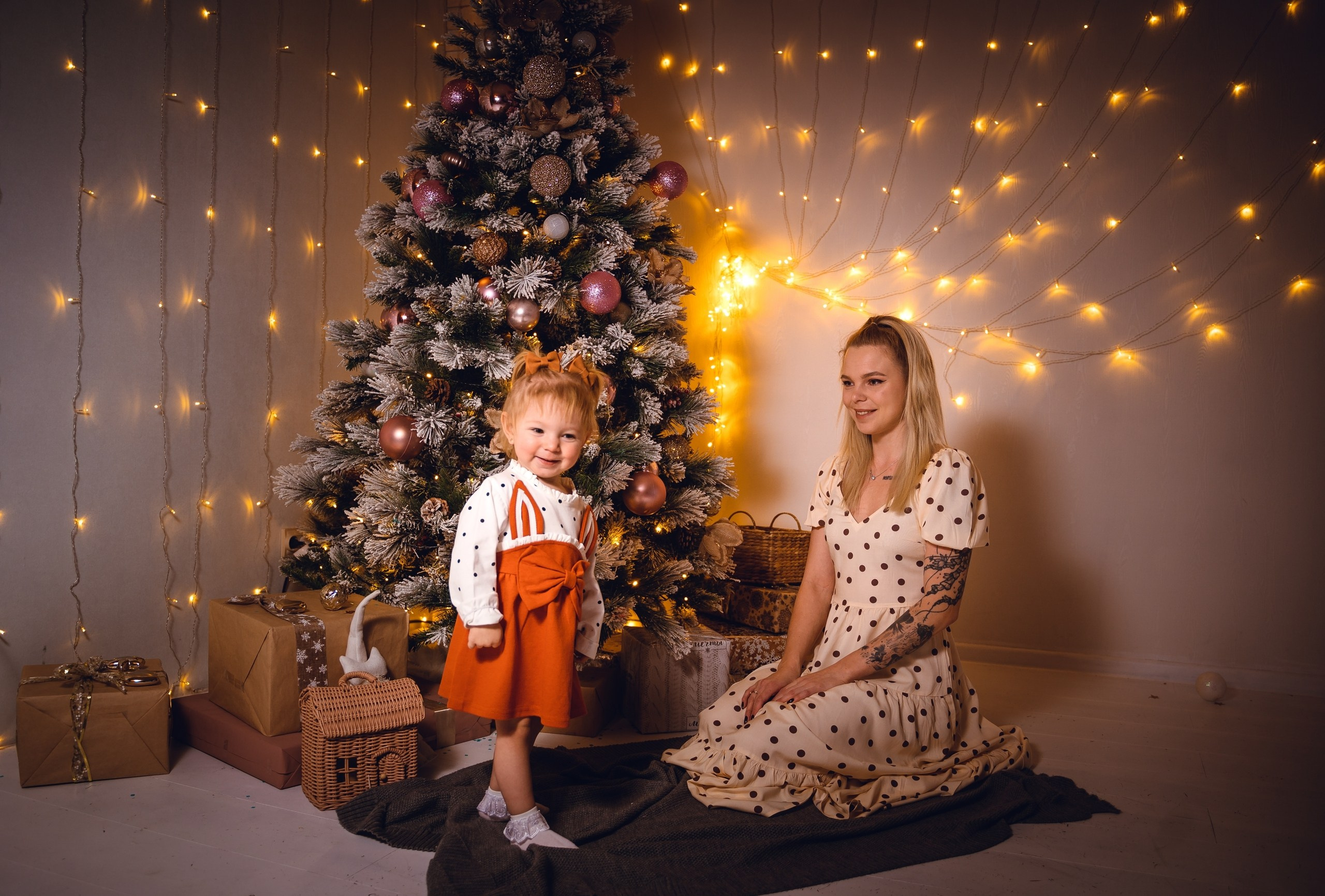 Семейная фотосессия в студии. Фотограф Екатерина в городе Новороссийск