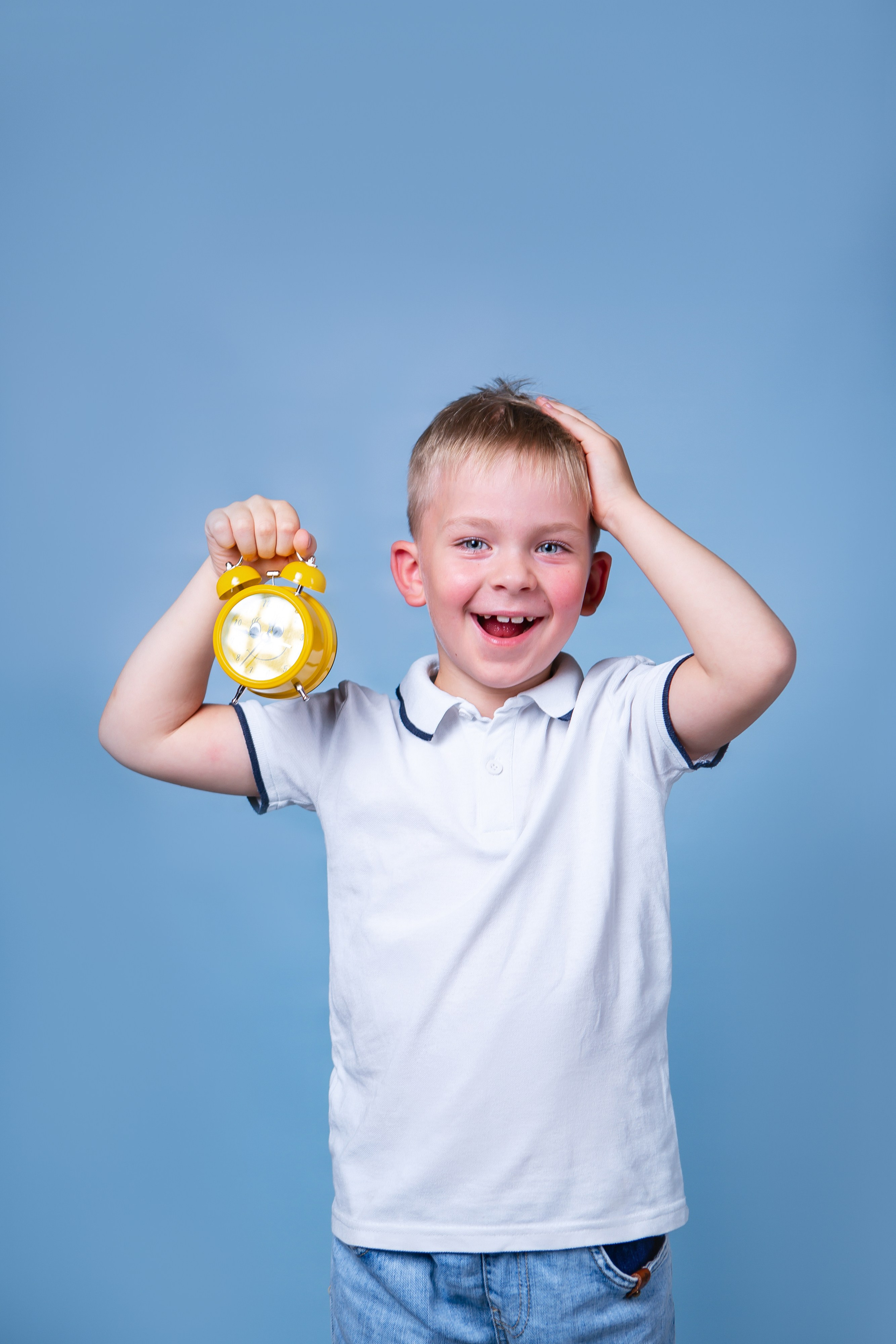 Голубой фон. Фото дети. Выпускные альбомы Нижний Тагил