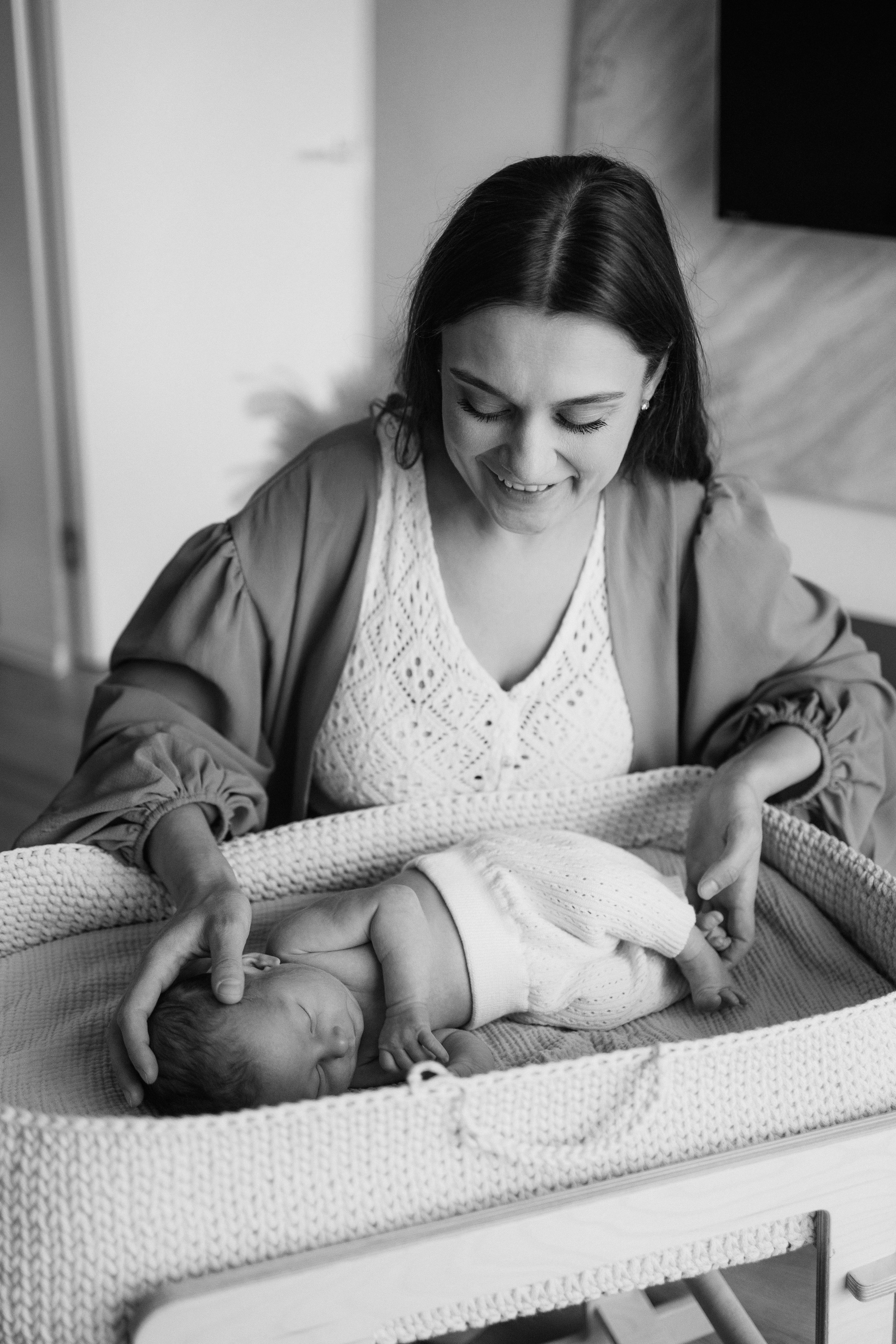 Фотосессия с новорожденным дома. Семейный фотограф в Москве Марина Петра