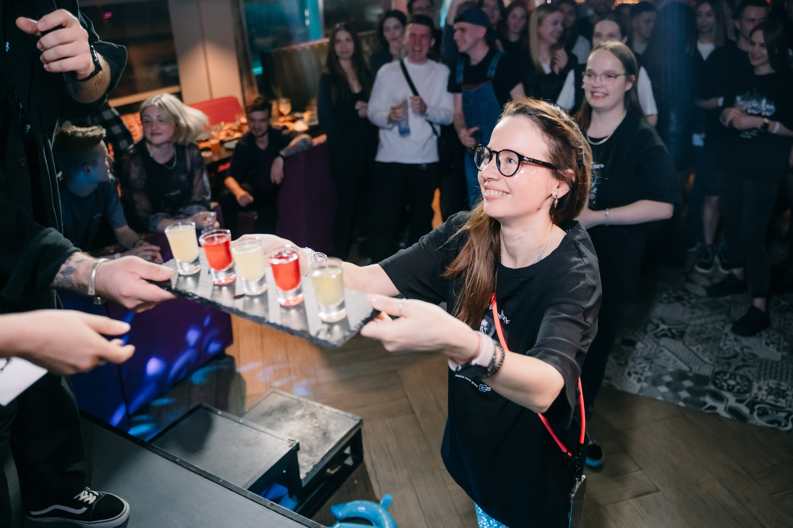 Репортажный фотограф на корпоратив для Inventive Retail Group в Самаре. Фотограф Сергей Логинов