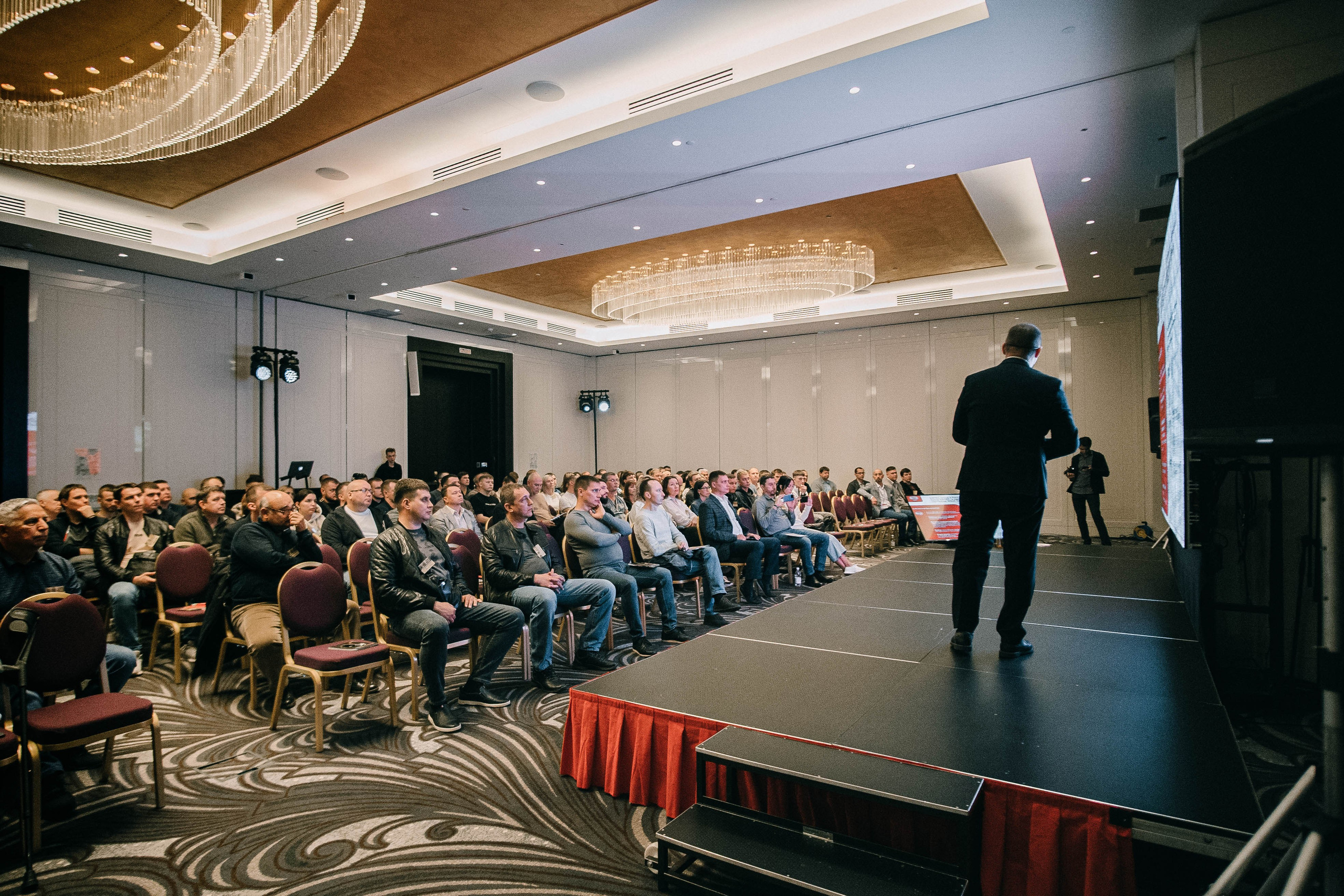 Репортажный фотограф в Lotte Hotel Samara. Фотограф Сергей Логинов
