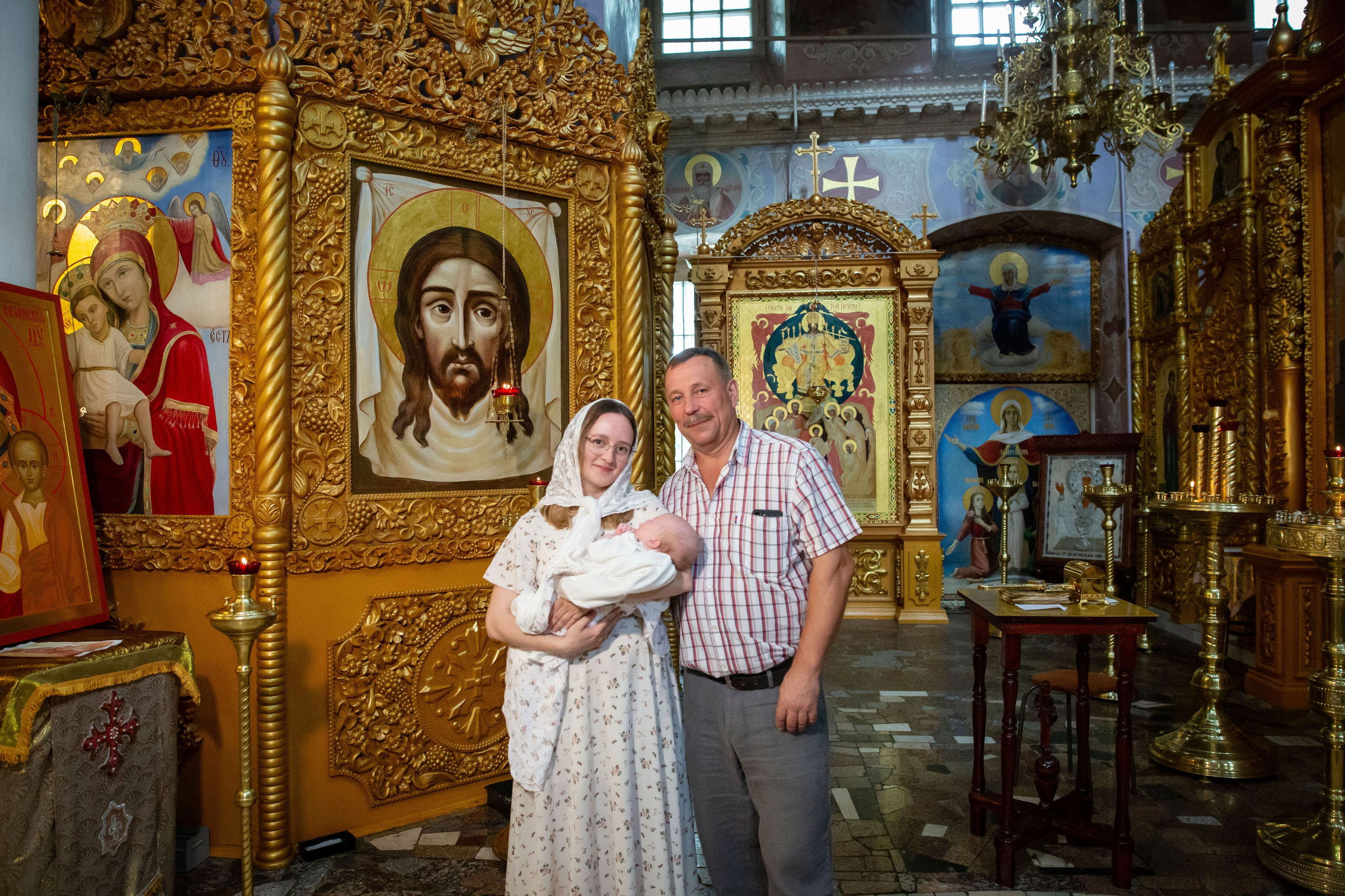 Крещение Амелии. Храм Рождества Христова в с. Михалево. Семейный и детский фотограф Анна Петракова