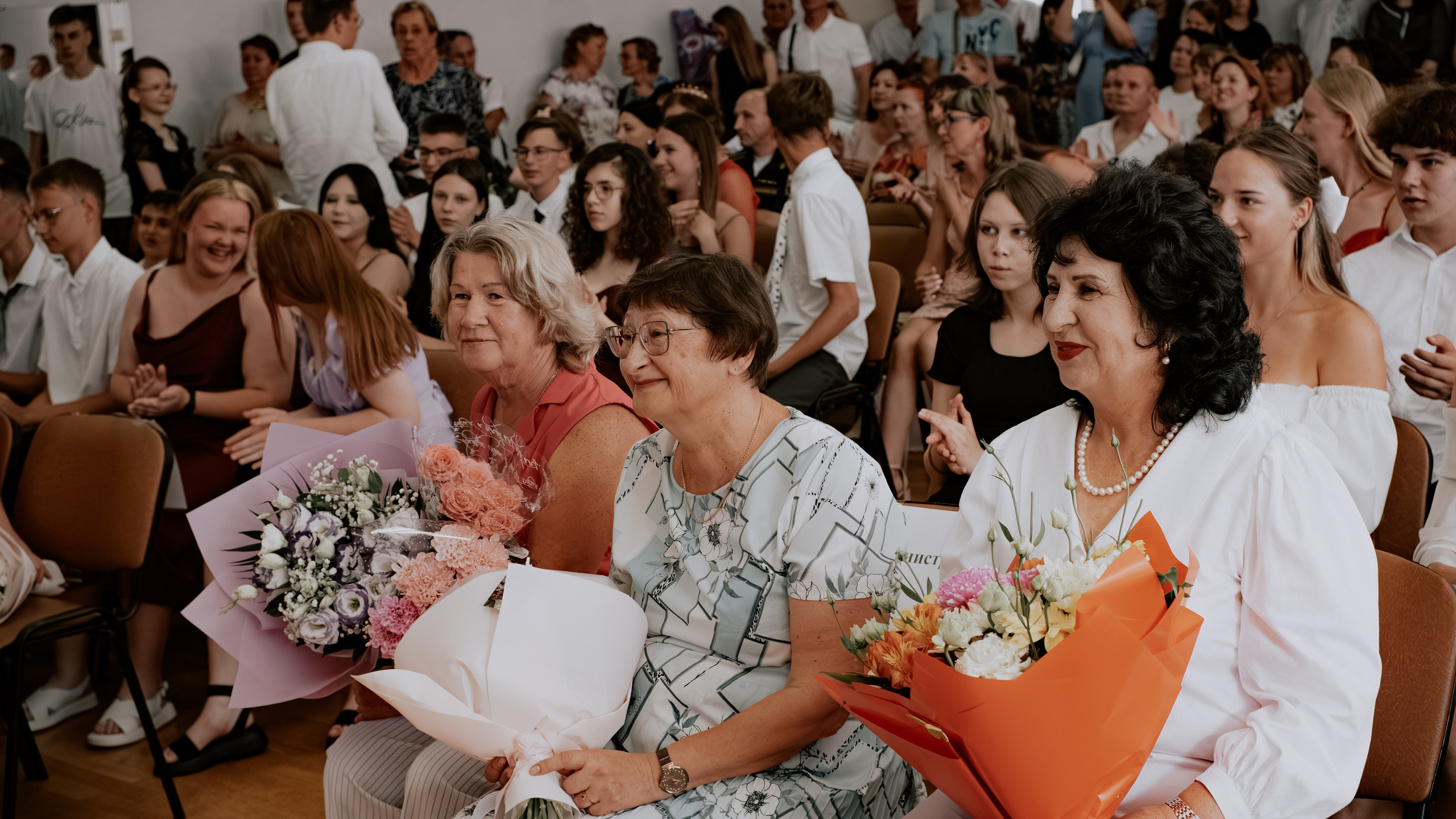 Кейс — Школьный выпускной. Коммерческий и Портретный Фотограф Симферополь Крым Максим Махо