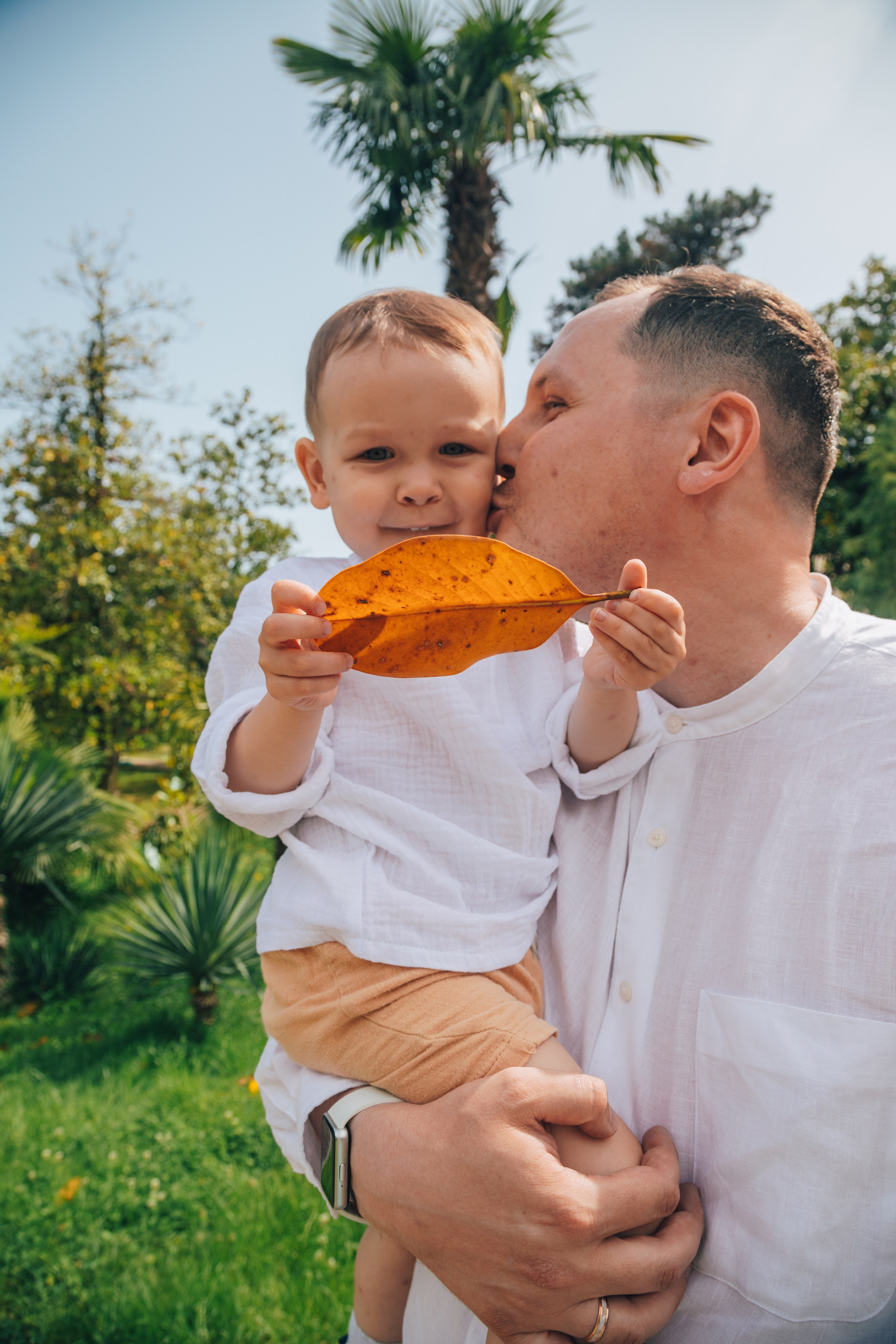 Дима, Ляйсан и Миша на Ривьере (Май 2025 г.). Фотограф Сочи, Адлер, Красная Поляна — Вероника Радченко