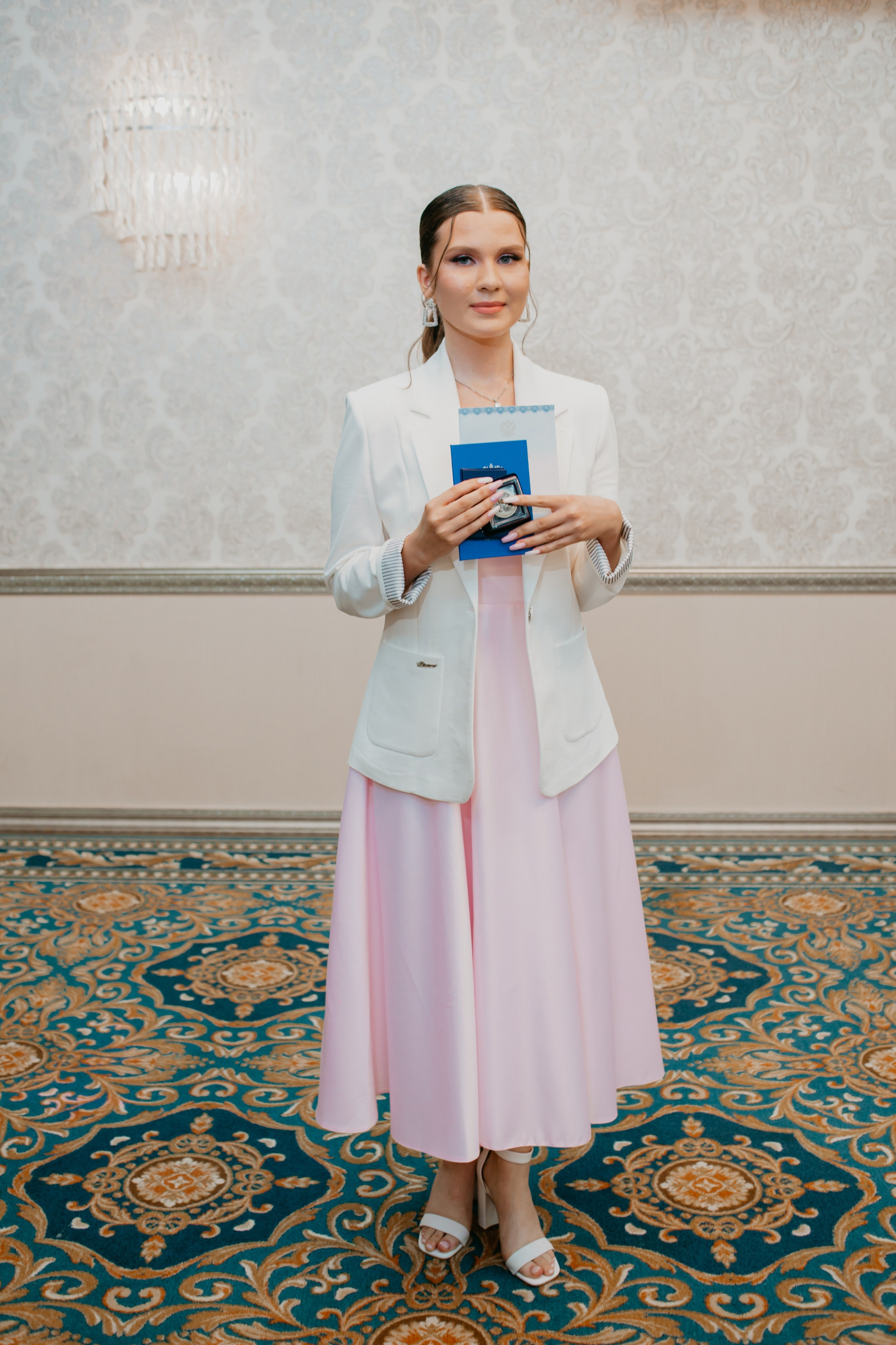 Выпускной. 11 лицей. Фотограф в Челябинске Ополихина Анна