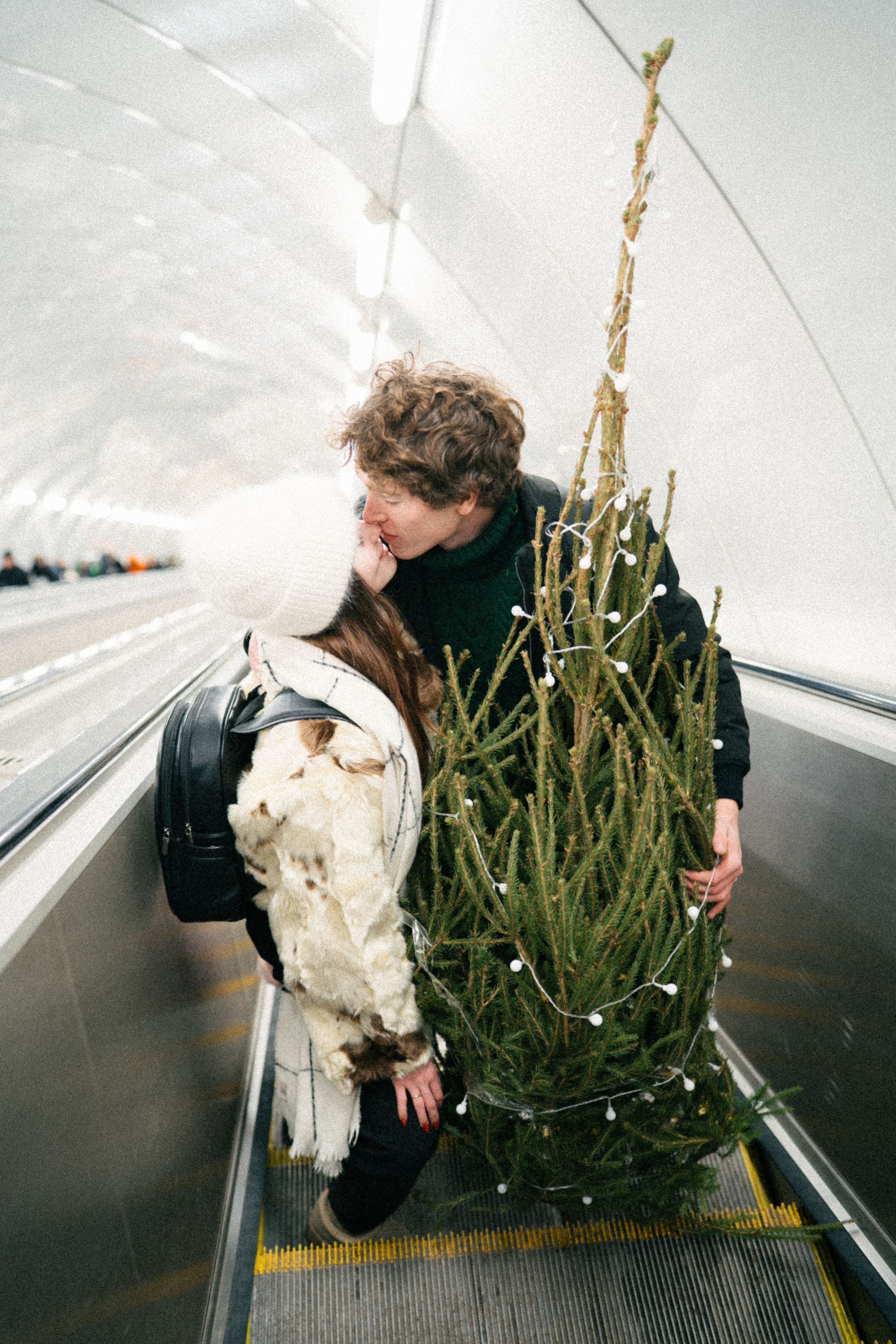 НОВОГОДНЯЯ ПРОГУЛКА ПАРЫ ПО ЧЕРНЫШЕВСКОЙ ПЕРЕД НОВЫМ ГОДОМ. Профессиональный фотограф, Санкт-Петербург — Виктория Богомолова