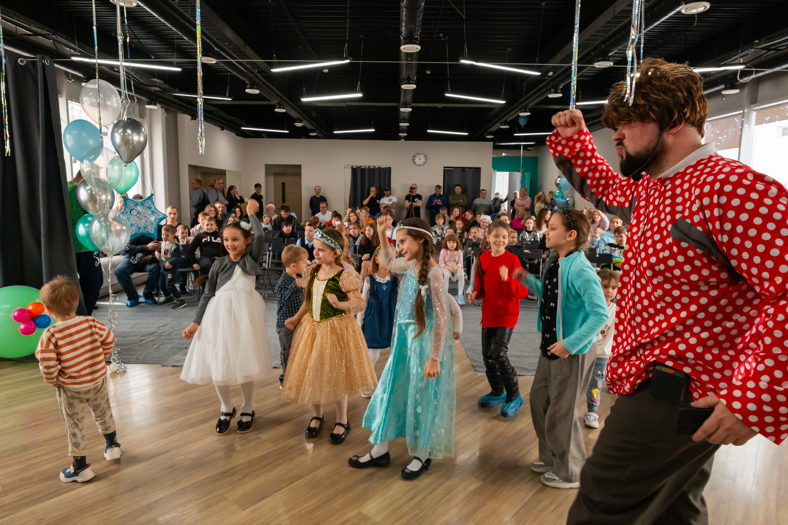 Новогодний праздник Русская Община ВАО. Фотограф Илья Варакин