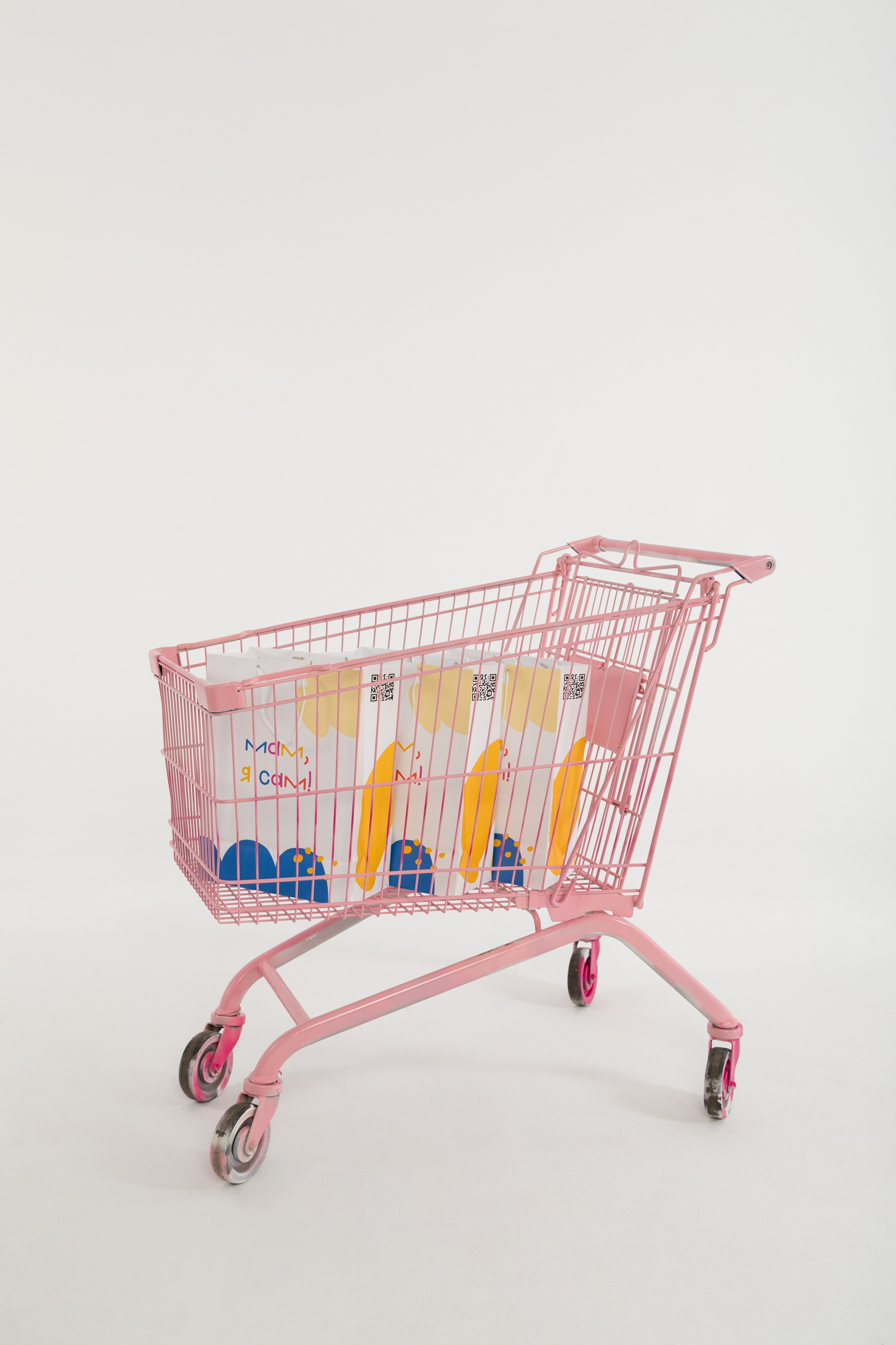 Съемка в циклораме для Харди Гарди. Детский и контент фотограф Надя Волкова Санкт-Петербург