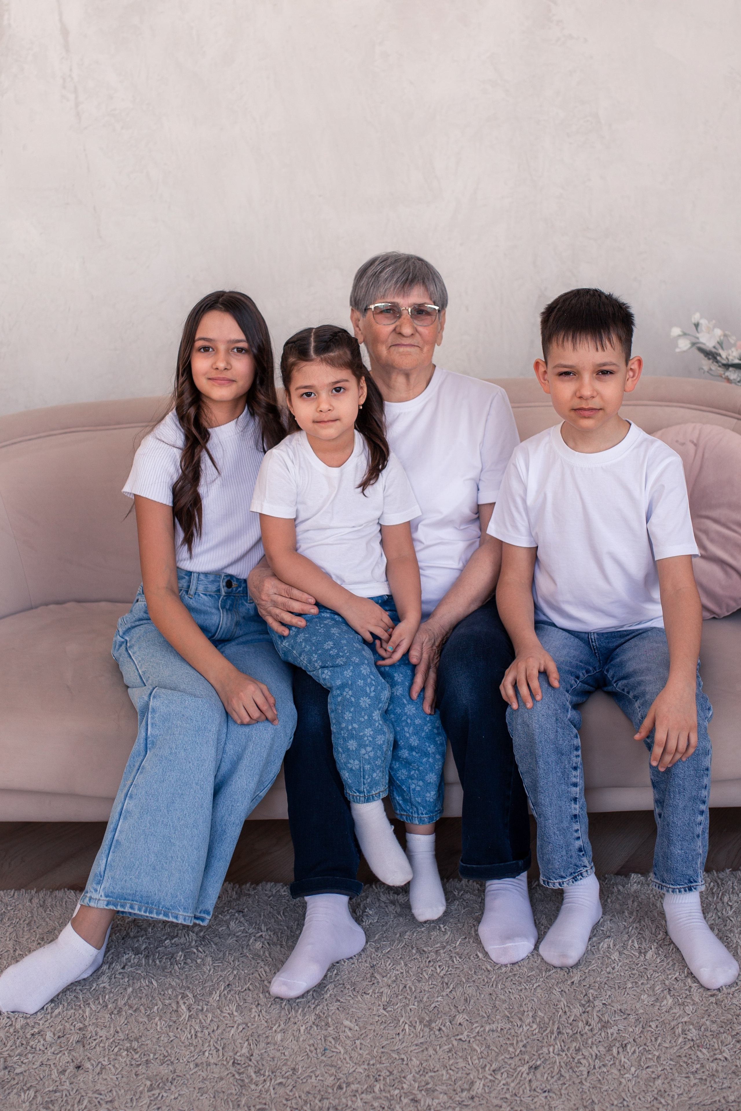 Студия Lofty. Зал Велюр. Детский и семейный фотограф в Самаре Евгения Гуть