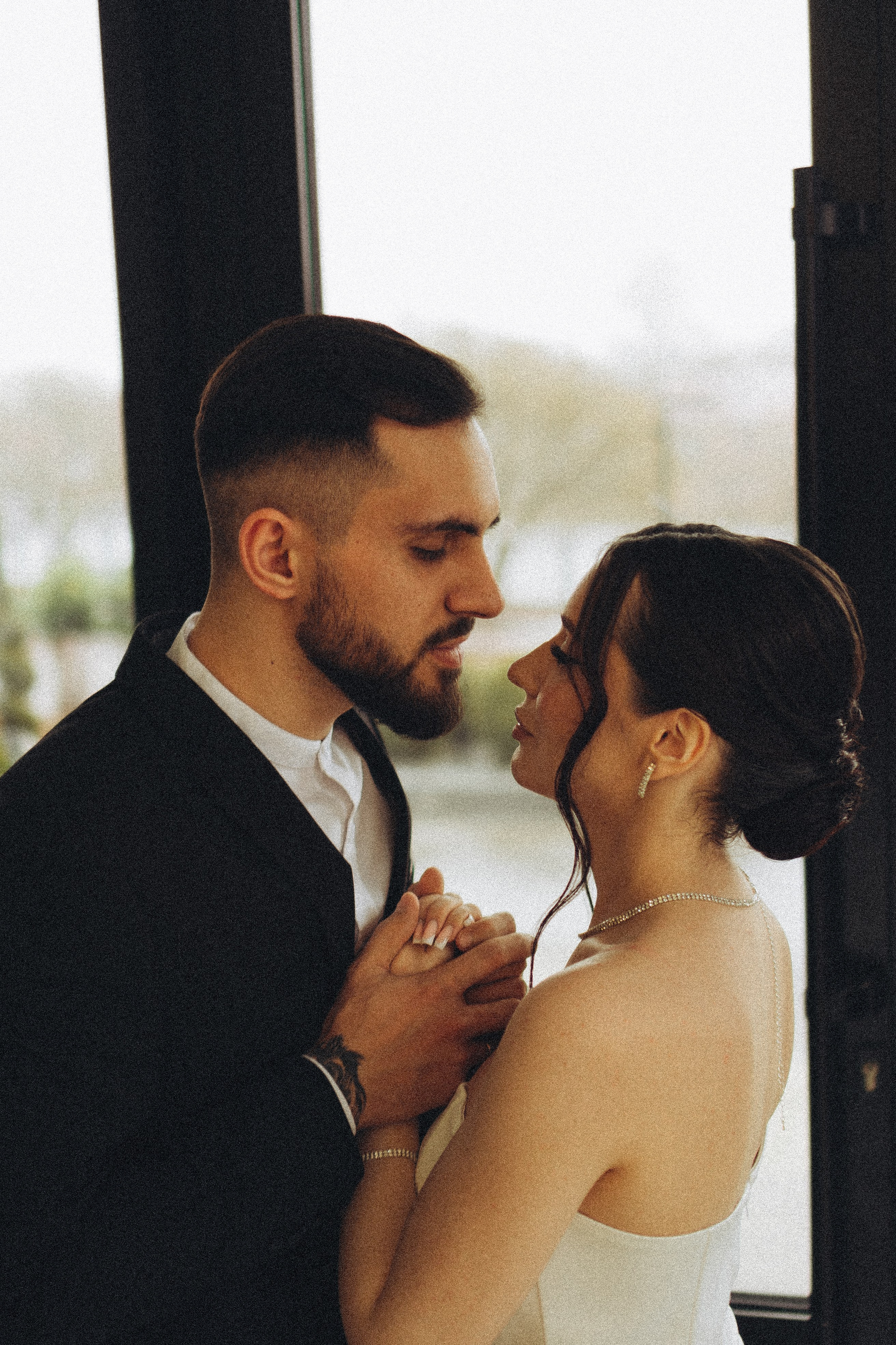 СВАДЕБНАЯ СЬЕМКА СБОРОВ ЖЕНИХА И НЕВЕСТЫ В ОТЕЛЕ И ТАКЖЕ ФОТОСЕССИИЯ В ОТЕЛЕЕ МЕГАПОЛИС БРЯНСК. Профессиональный фотограф, Санкт-Петербург — Виктория Богомолова