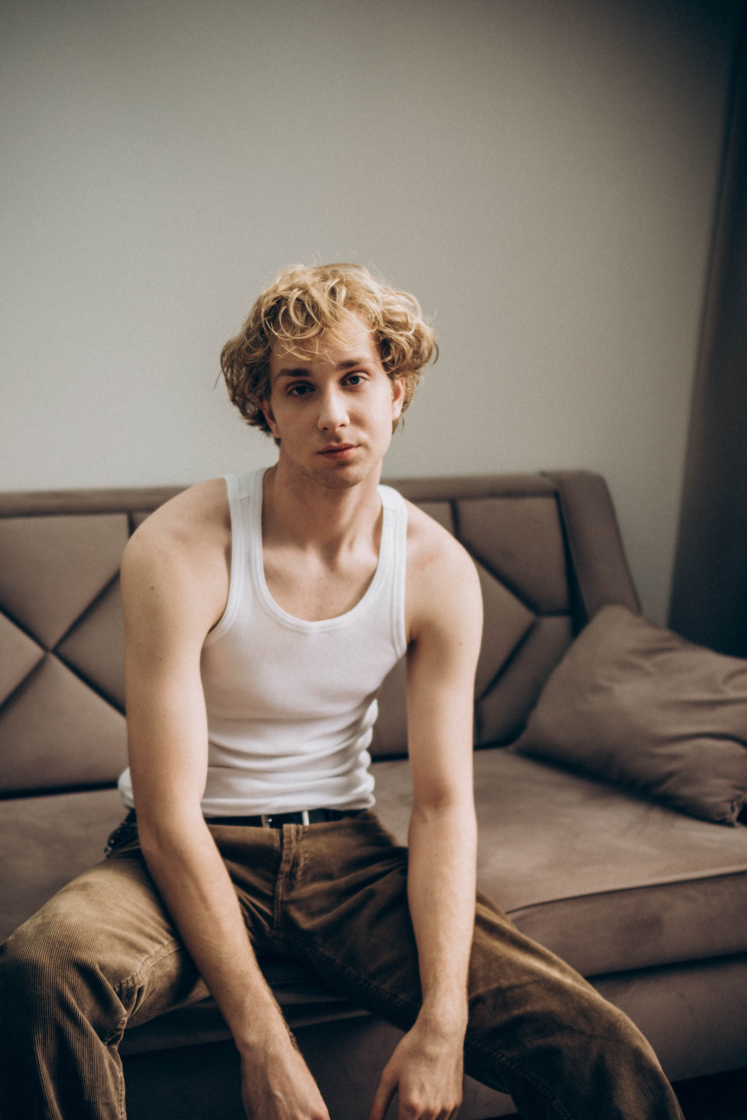 СВАДЕБНАЯ СЬЕМКА В ОТЕЛЕ. СБОРЫ ЖЕНИХА И НЕВЕСТЫ И ТАКЖЕ ТОР И ПОДГОТОВКА К ПРОГУЛКЕ. Профессиональный фотограф, Санкт-Петербург — Виктория Богомолова