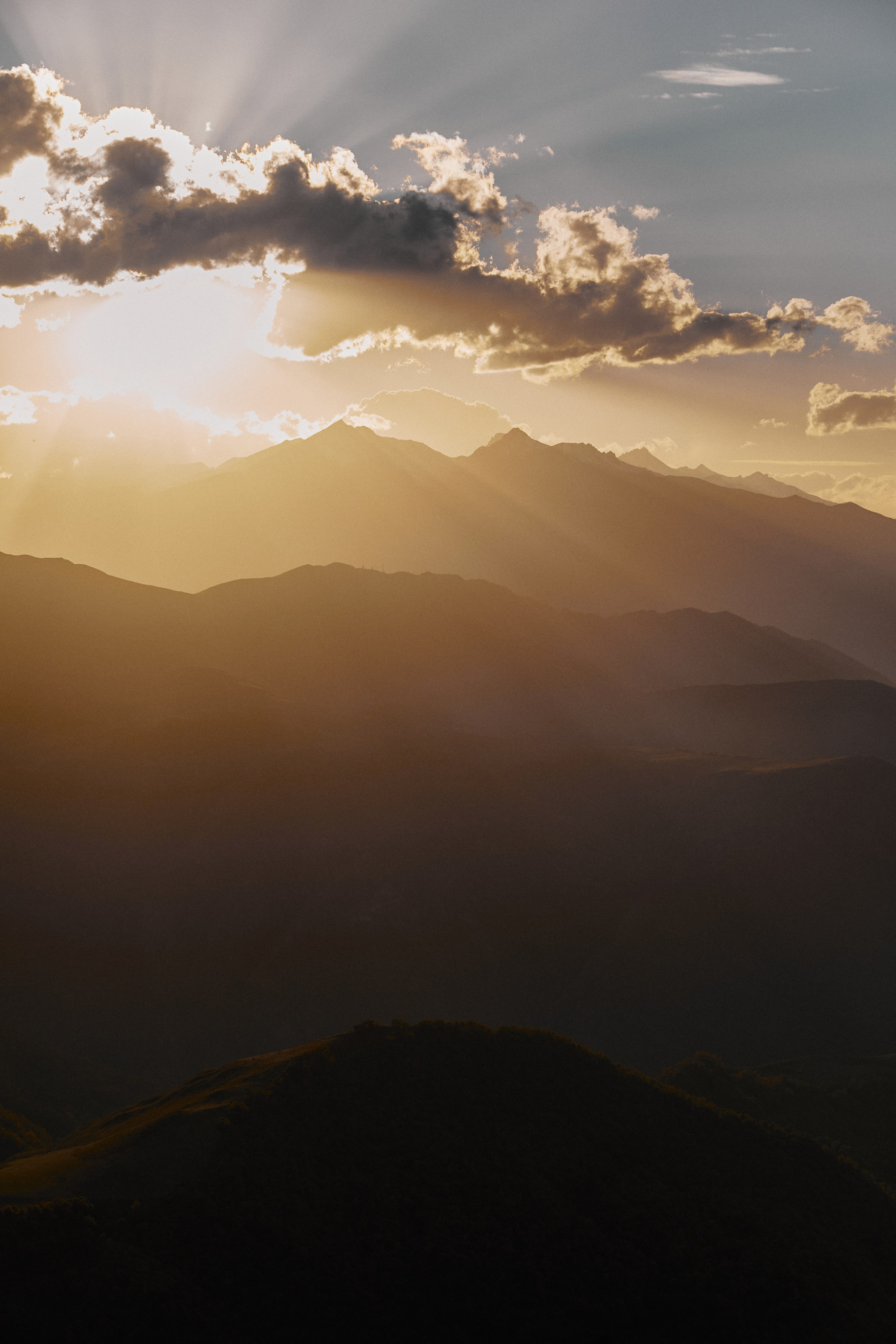 Лха 2500. Фотограф Продюсер в горах КБР / Москва  Нальчик Горы