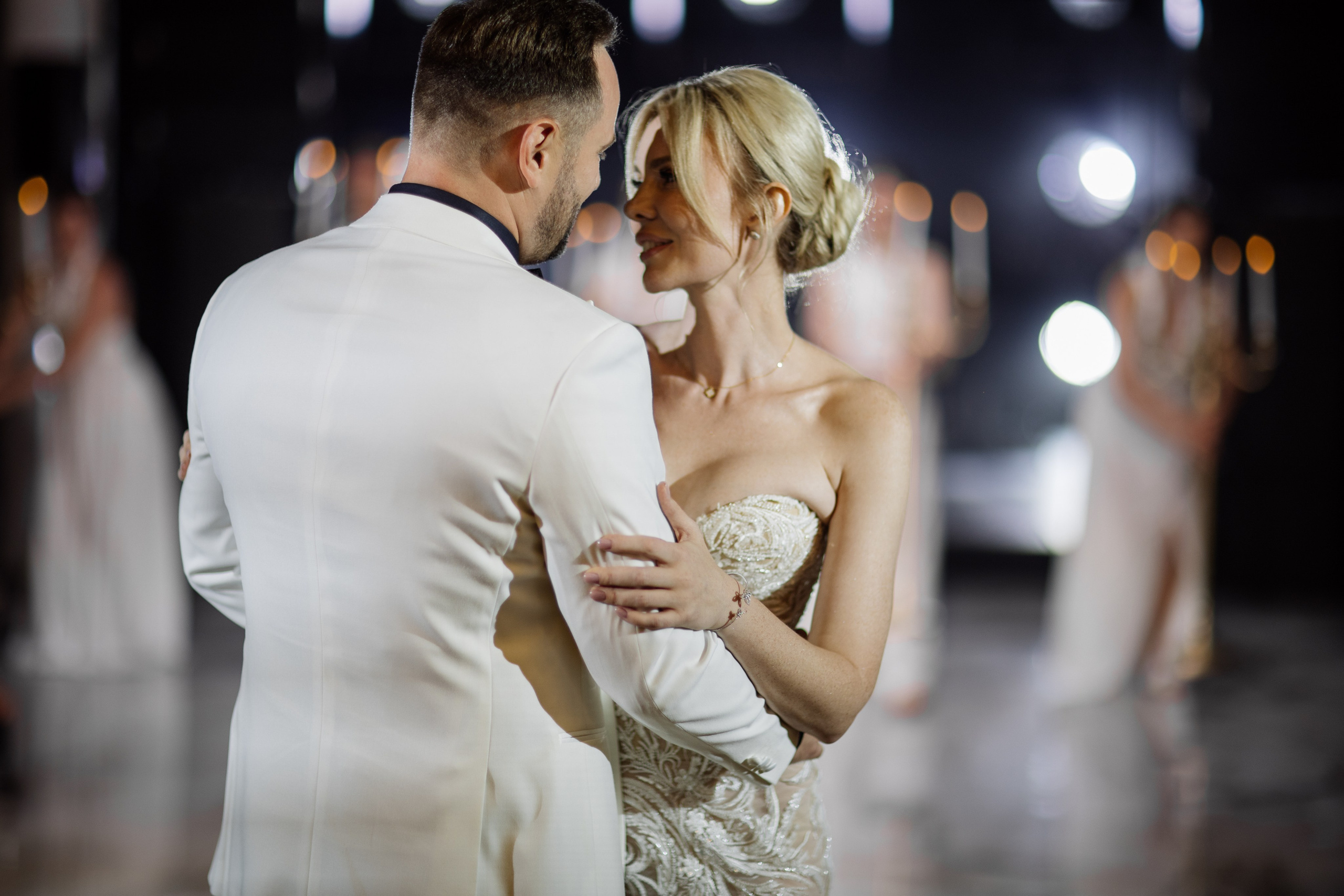 Свадебные серии — портфолио Эдуарда Смирнова | Живые эмоции и стильные кадры. Свадебный фотограф в Нижнем Новгороде — Эдуард Смирнов