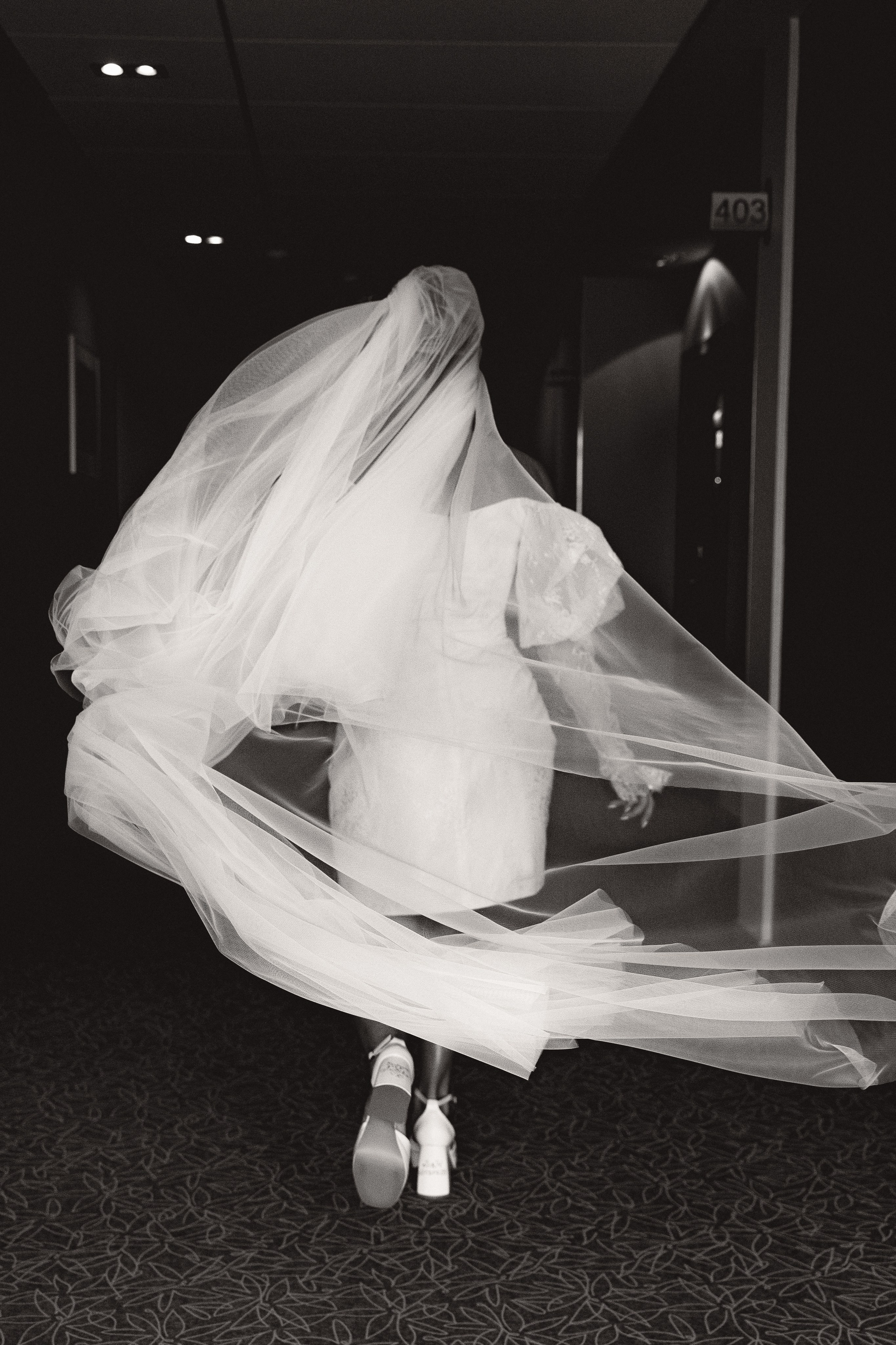 V&N. Свадебный фотограф в Иваново Гитарина Черняева