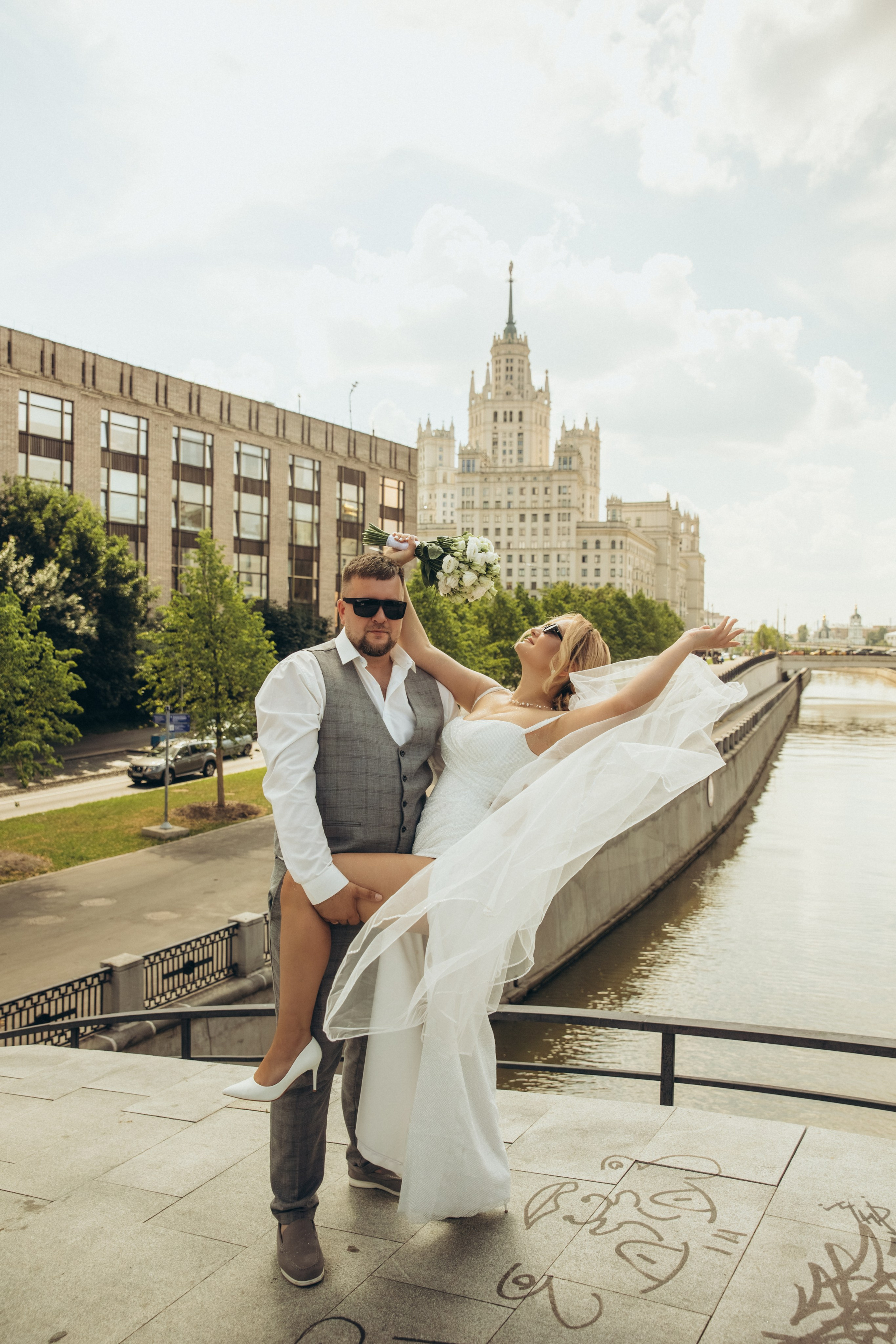 Тессинский мост свадьба. Свадебный и семейный фотограф Москва и Московская область