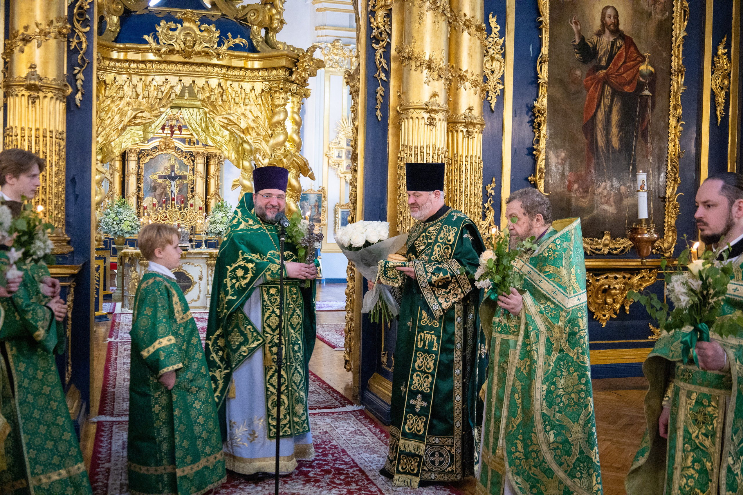 ДЕНЬ СВЯТОЙ ТРОИЦЫ. ПЯТИДЕСЯТНИЦА. НИКОЛО-БОГОЯВЛЕНСКИЙ МОРСКОЙ СОБОР