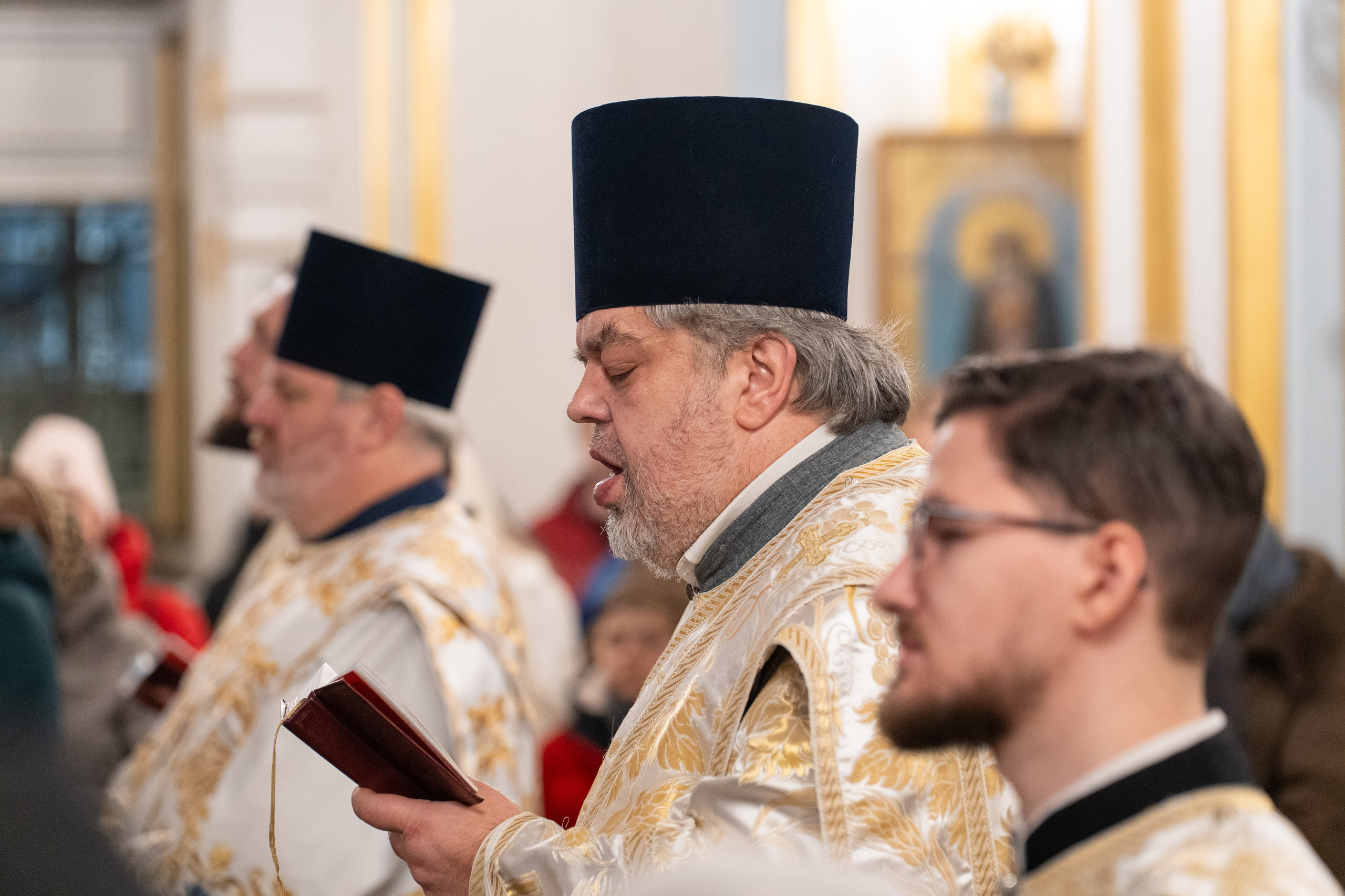 Праздничное бдение в Николо-Богоявленском морском соборе. НИКОЛО-БОГОЯВЛЕНСКИЙ МОРСКОЙ СОБОР